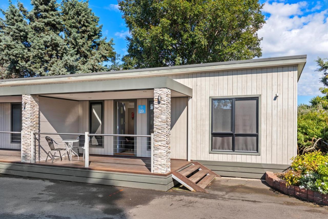 Deluxe 1 Bedroom Cabin