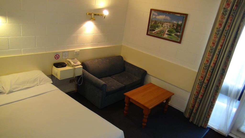 Budget Room