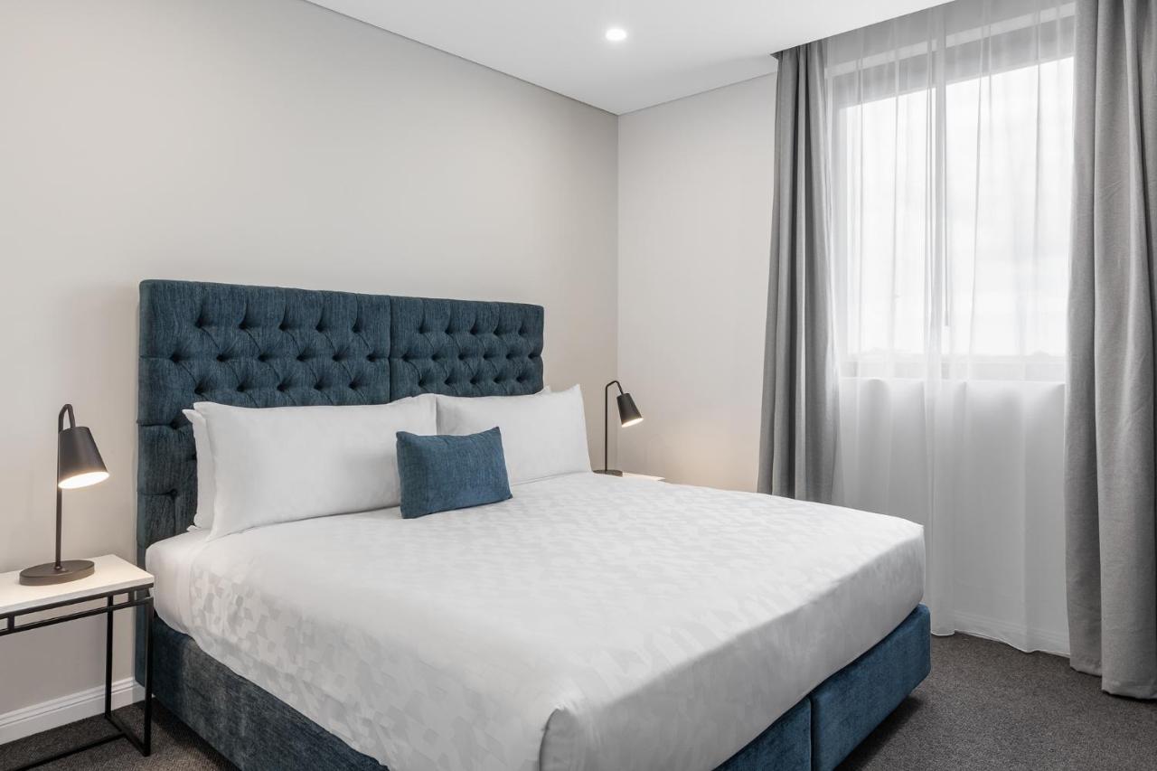 One-Bedroom King Suite,1229166496:JPEG