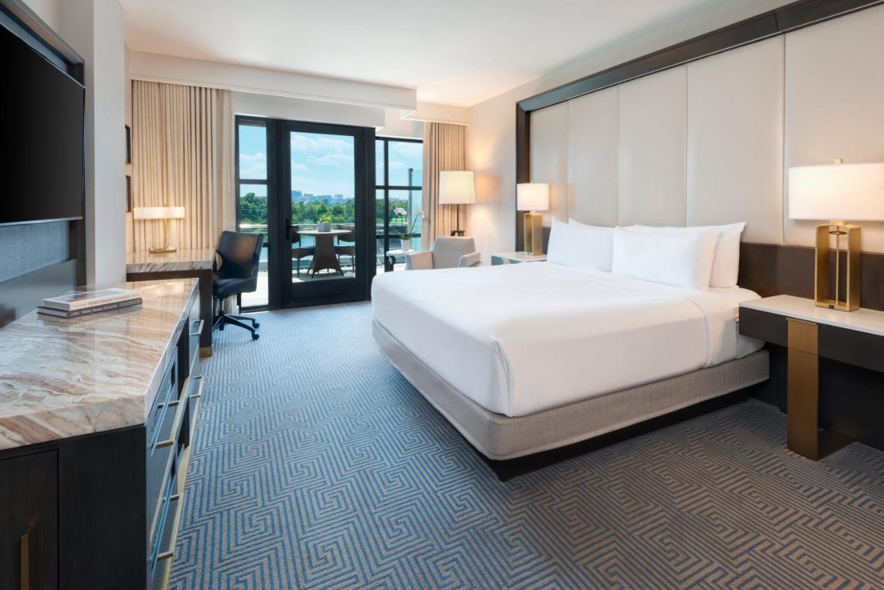 Premium King Room with Balcony and River View
