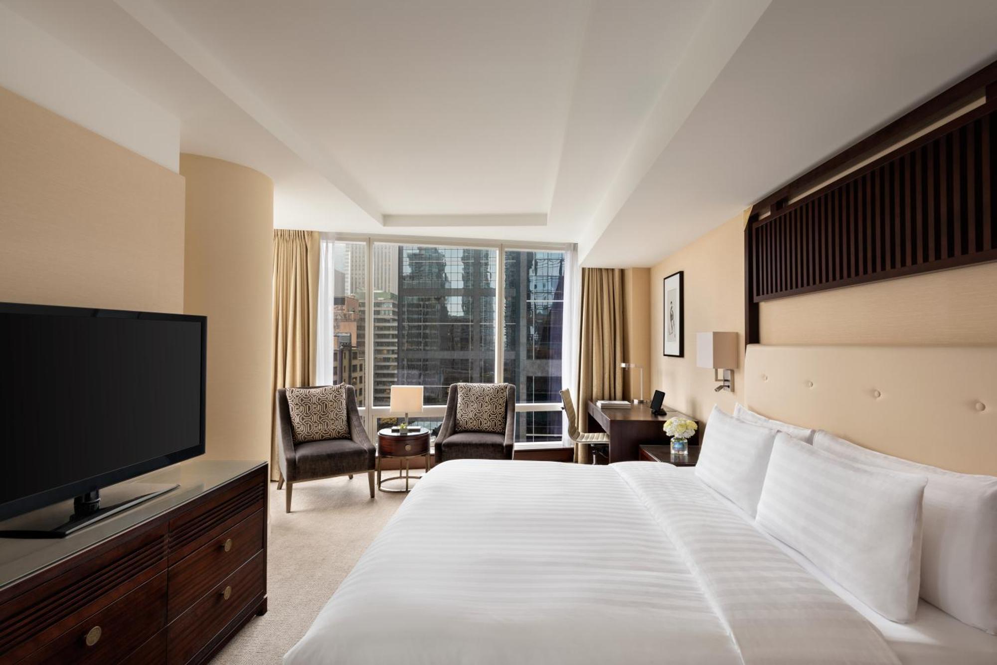 Premier View Room