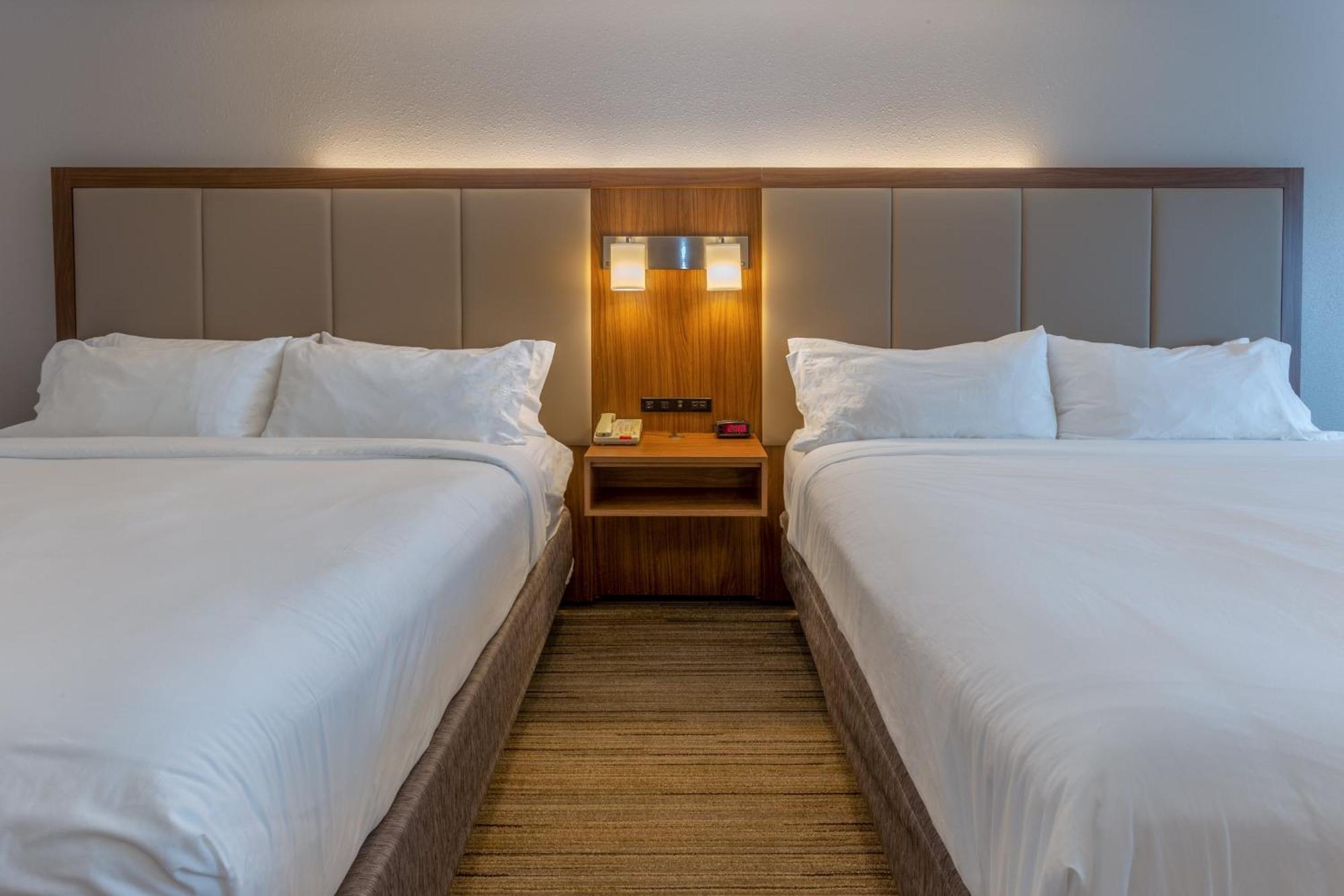 Suite with Two King Beds