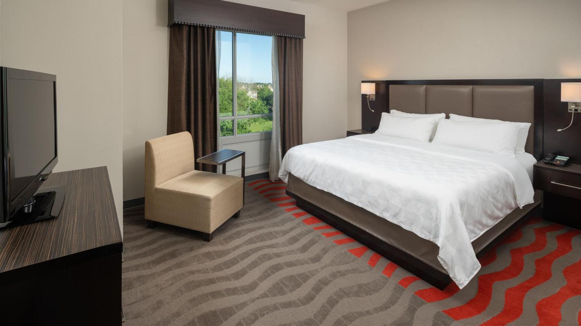 King Room - Mobility Access/Hearing Accessible
