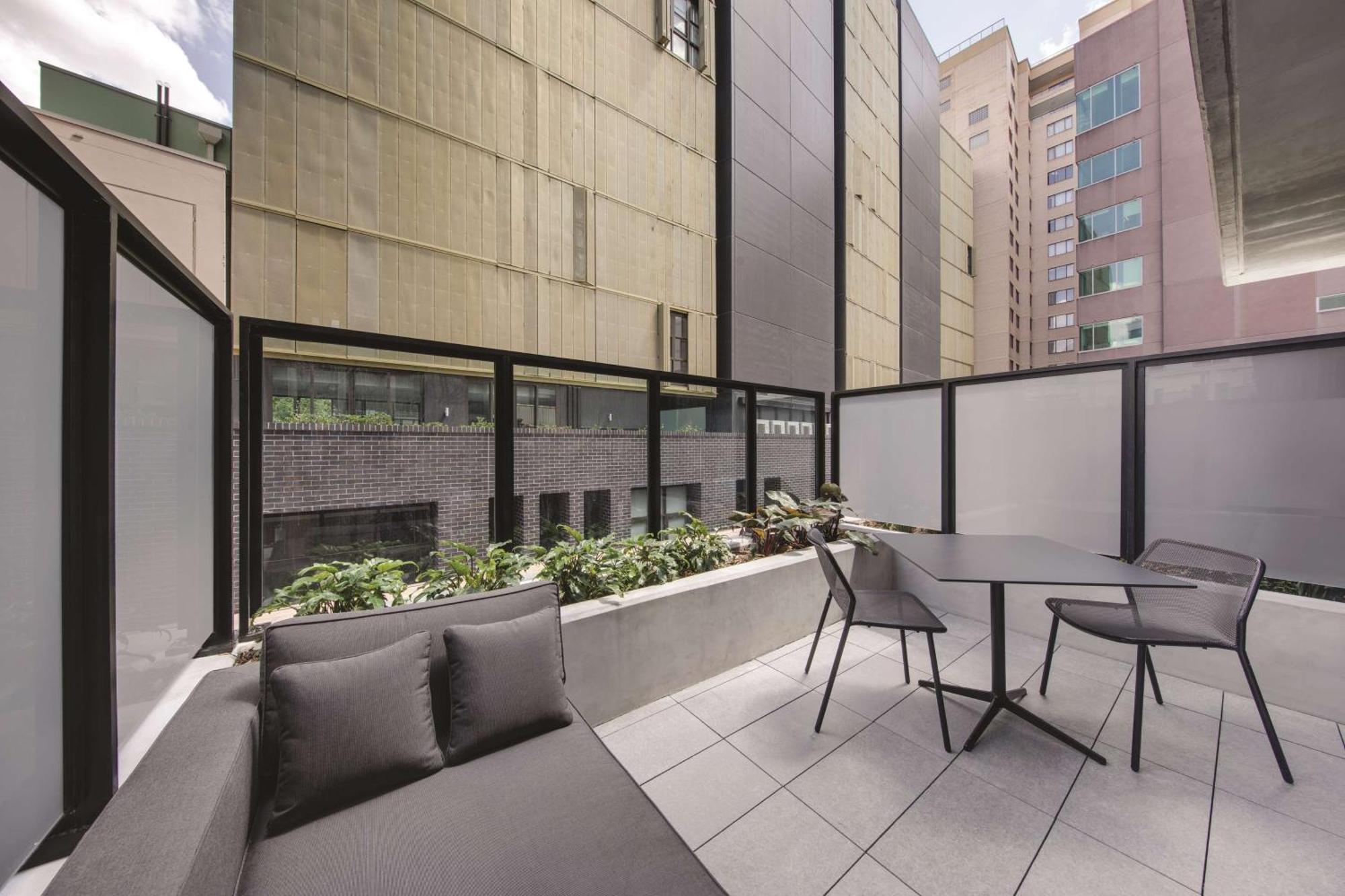Double Room with Balcony,1565672911:JPEG