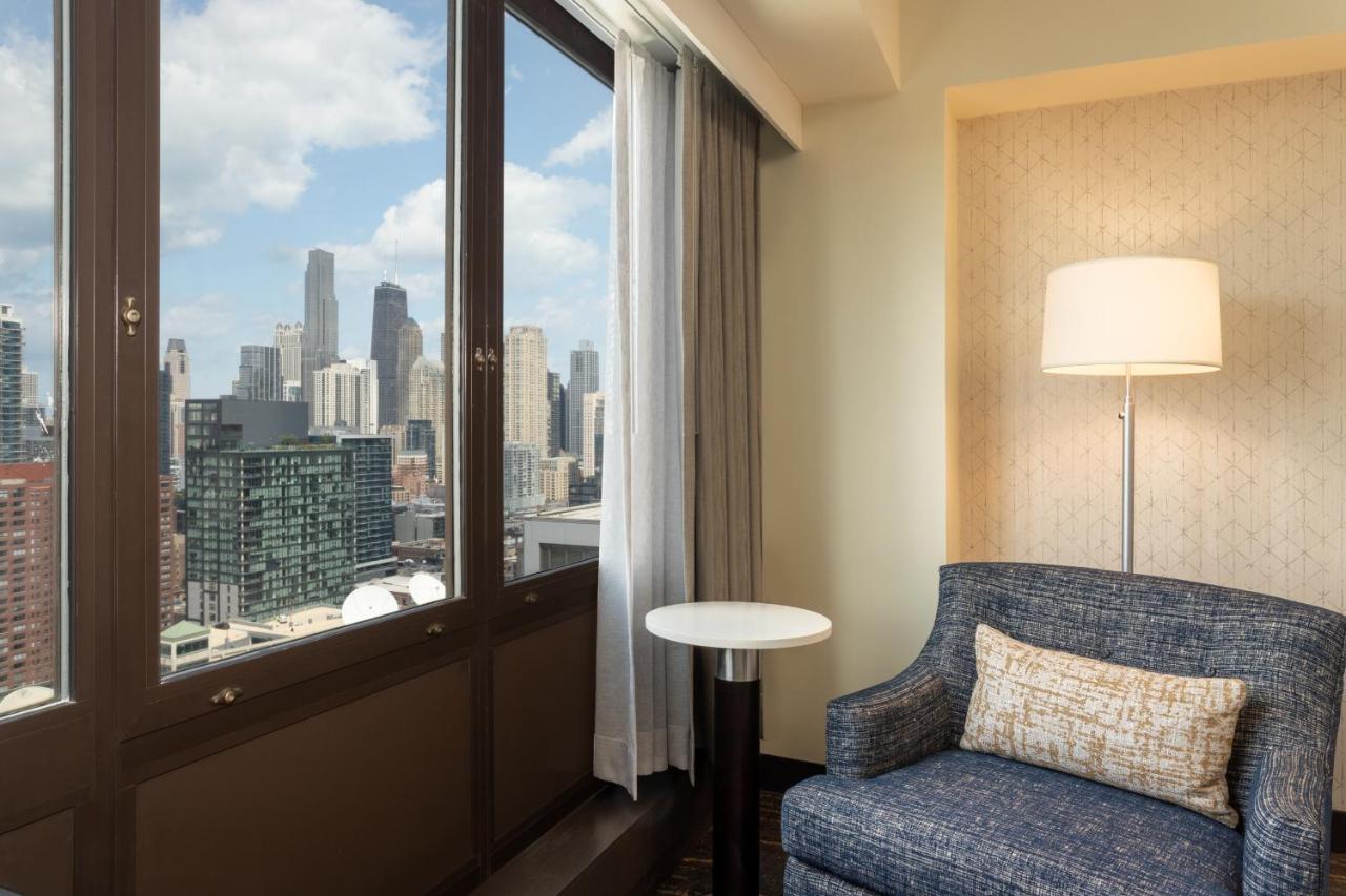 Standard Queen Room Two Queen Beds Skyline View,1288783912:JPEG