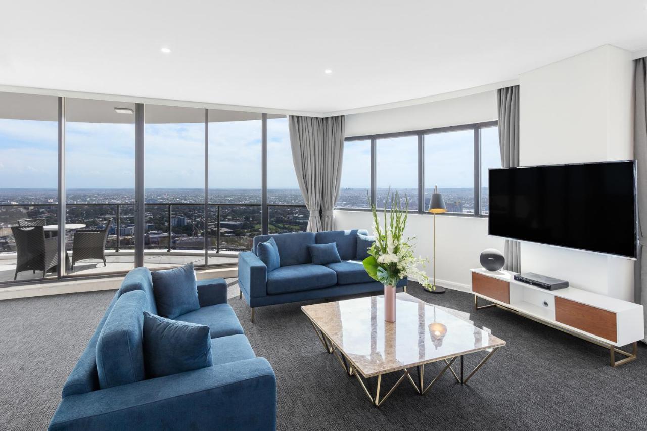 Three-Bedroom Summit Penthouse,1165053507:JPEG