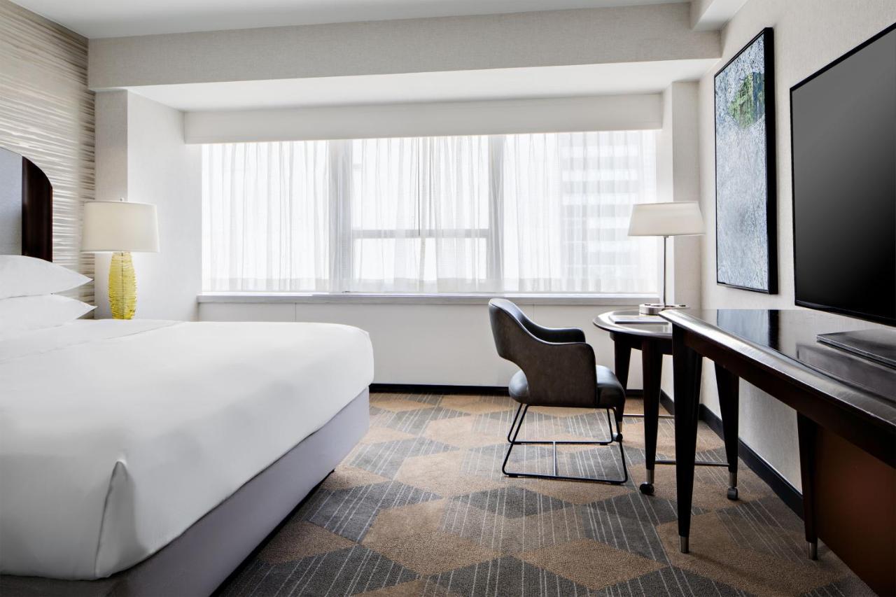 Guest Room, 1 King,1181365021:JPEG