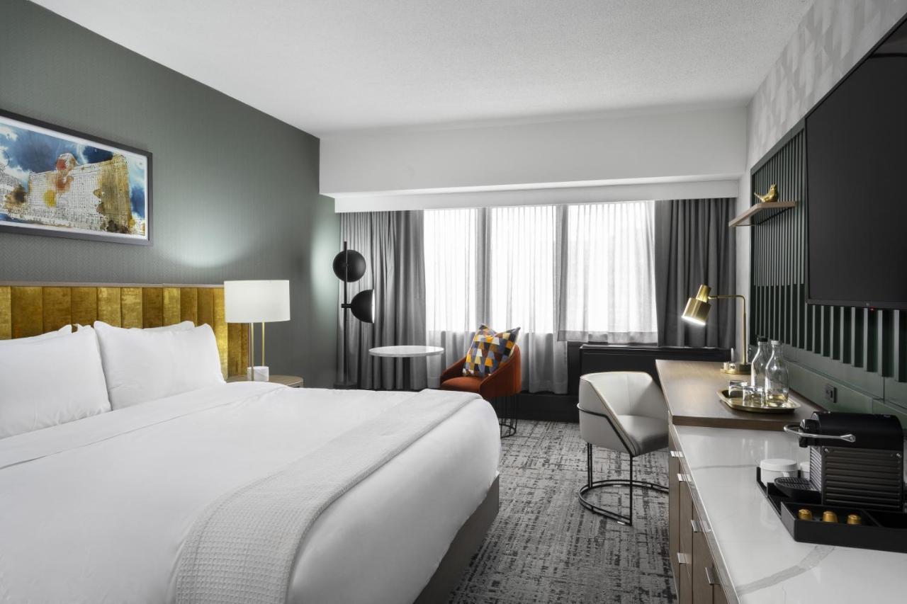 Premium King Room,1377774917:JPEG