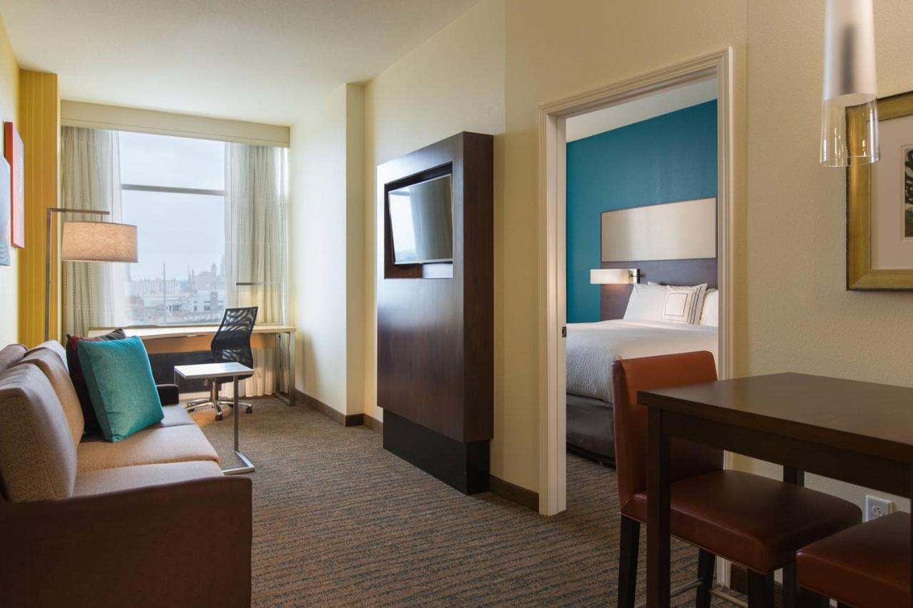 2 Bedroom Suite,556914729:JPEG