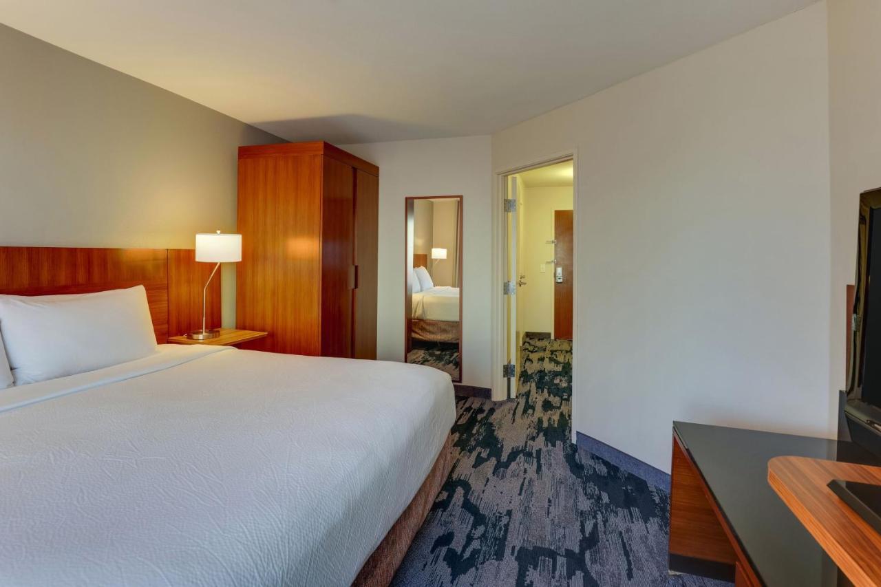 One-Bedroom Suite