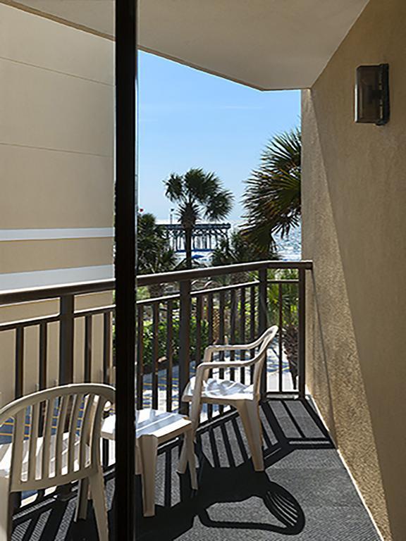 Queen Room with Two Queen Beds and Angle Ocean View - Stair Access