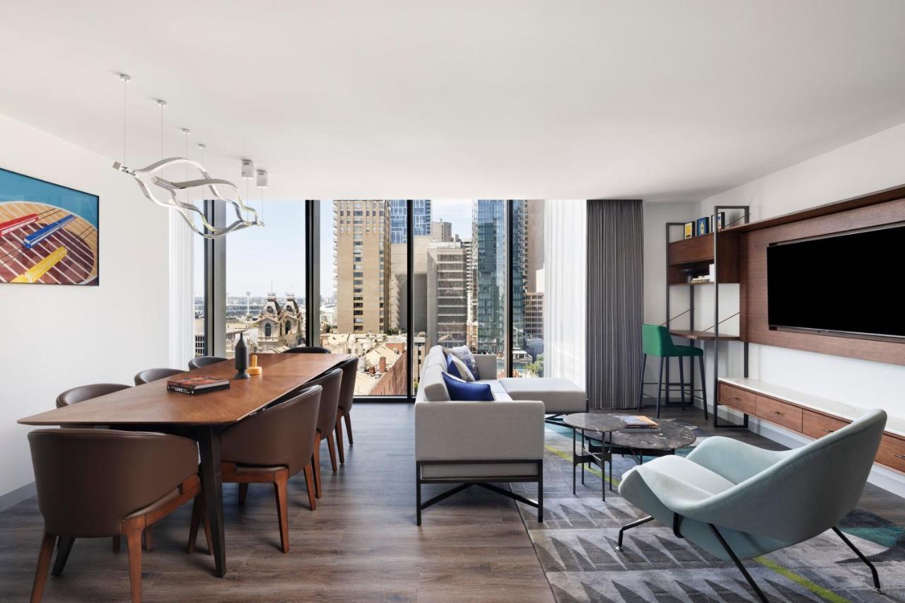 Two-Bedroom Suite with Parliament and City View