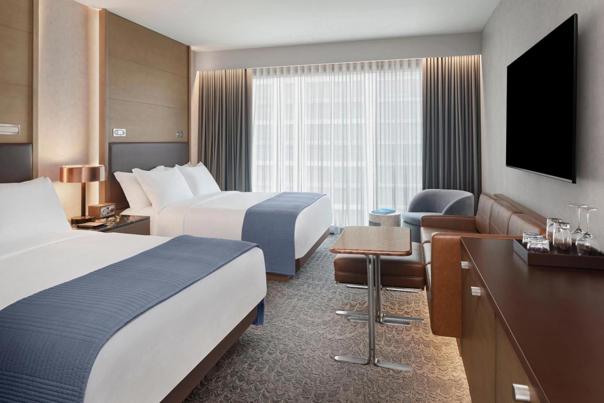Executive Queen Room Two Queen Beds High Floor,1543778620:JPEG