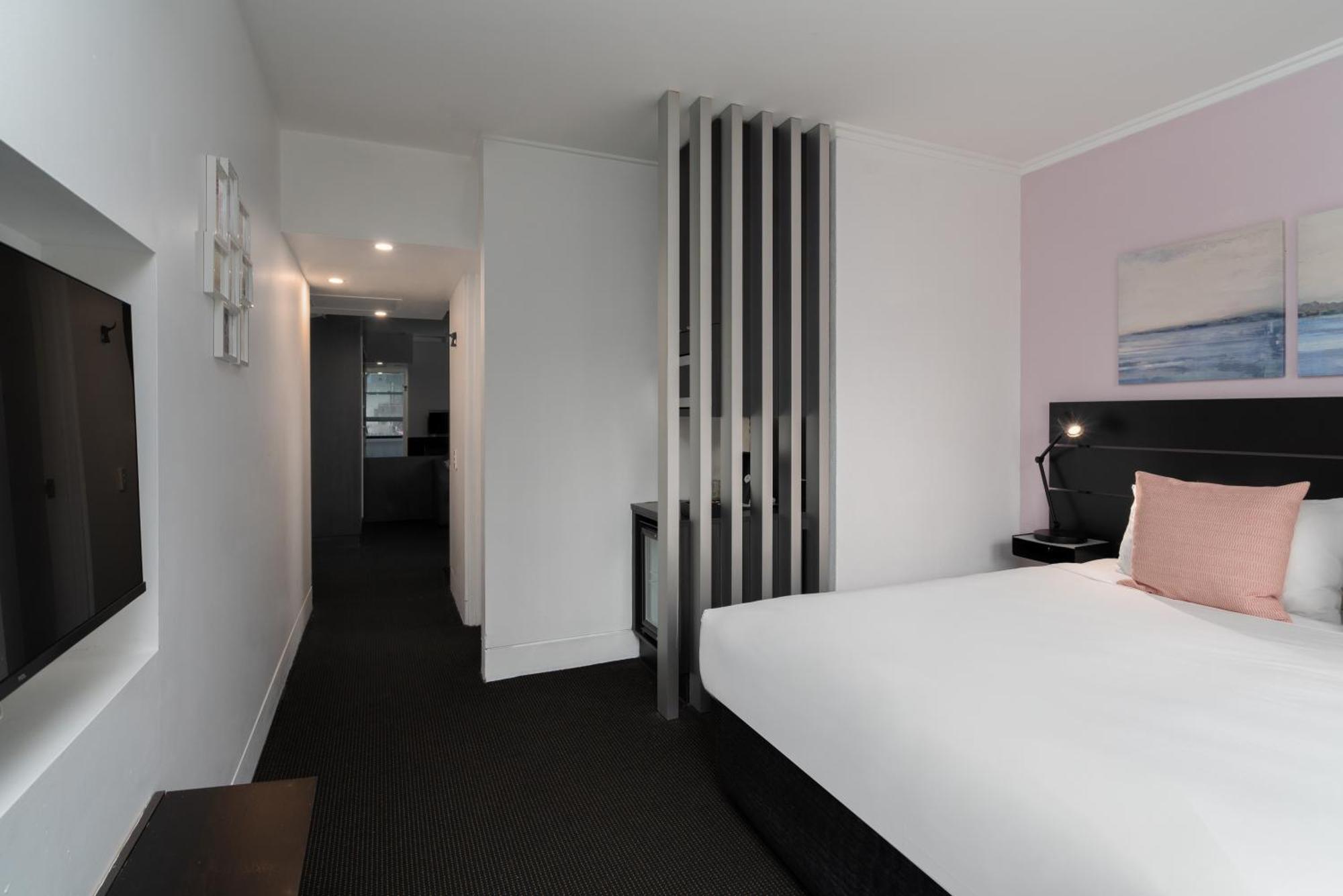 Family Room,1546439137:JPEG