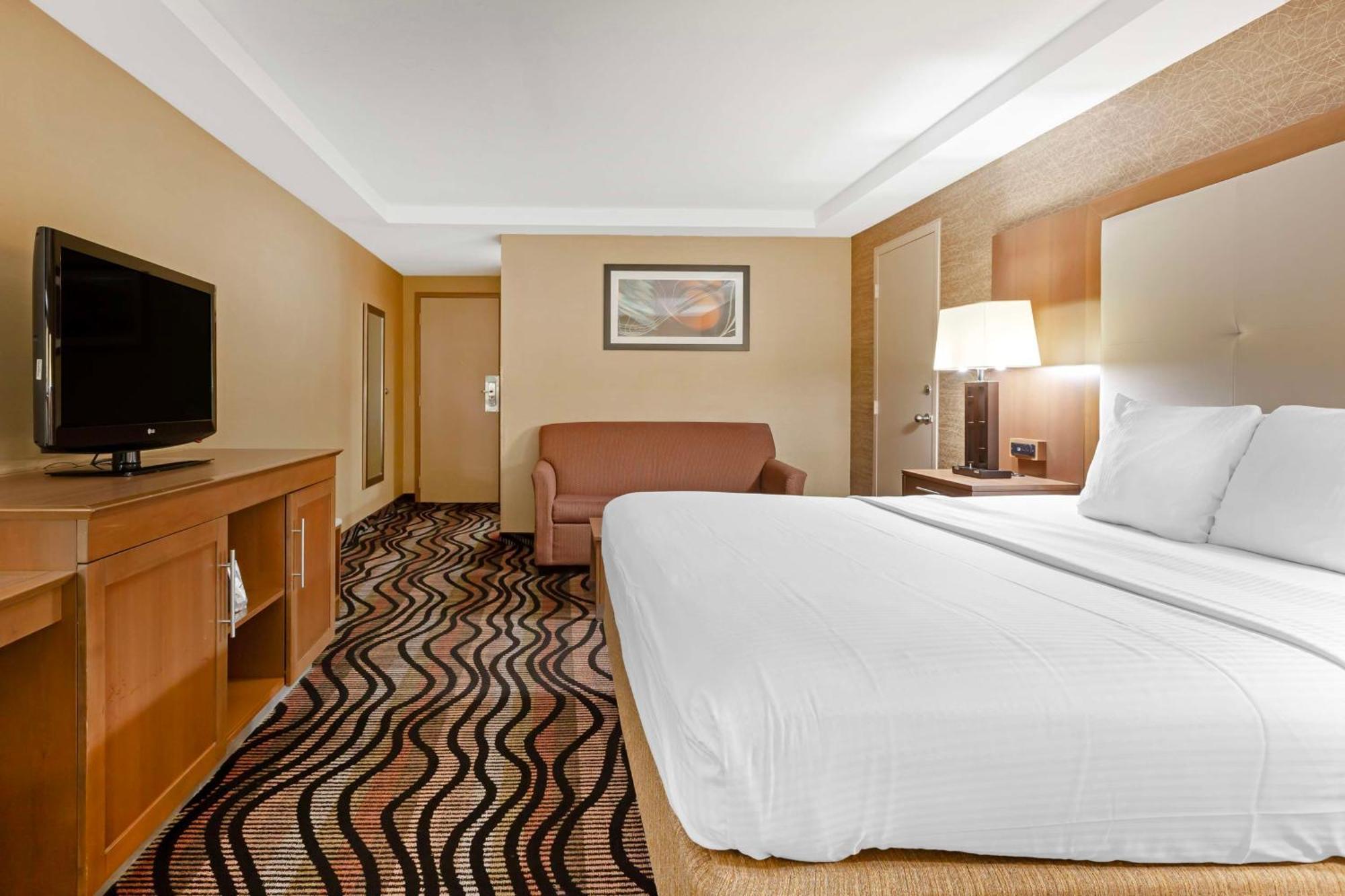 King Room - Non-Smoking