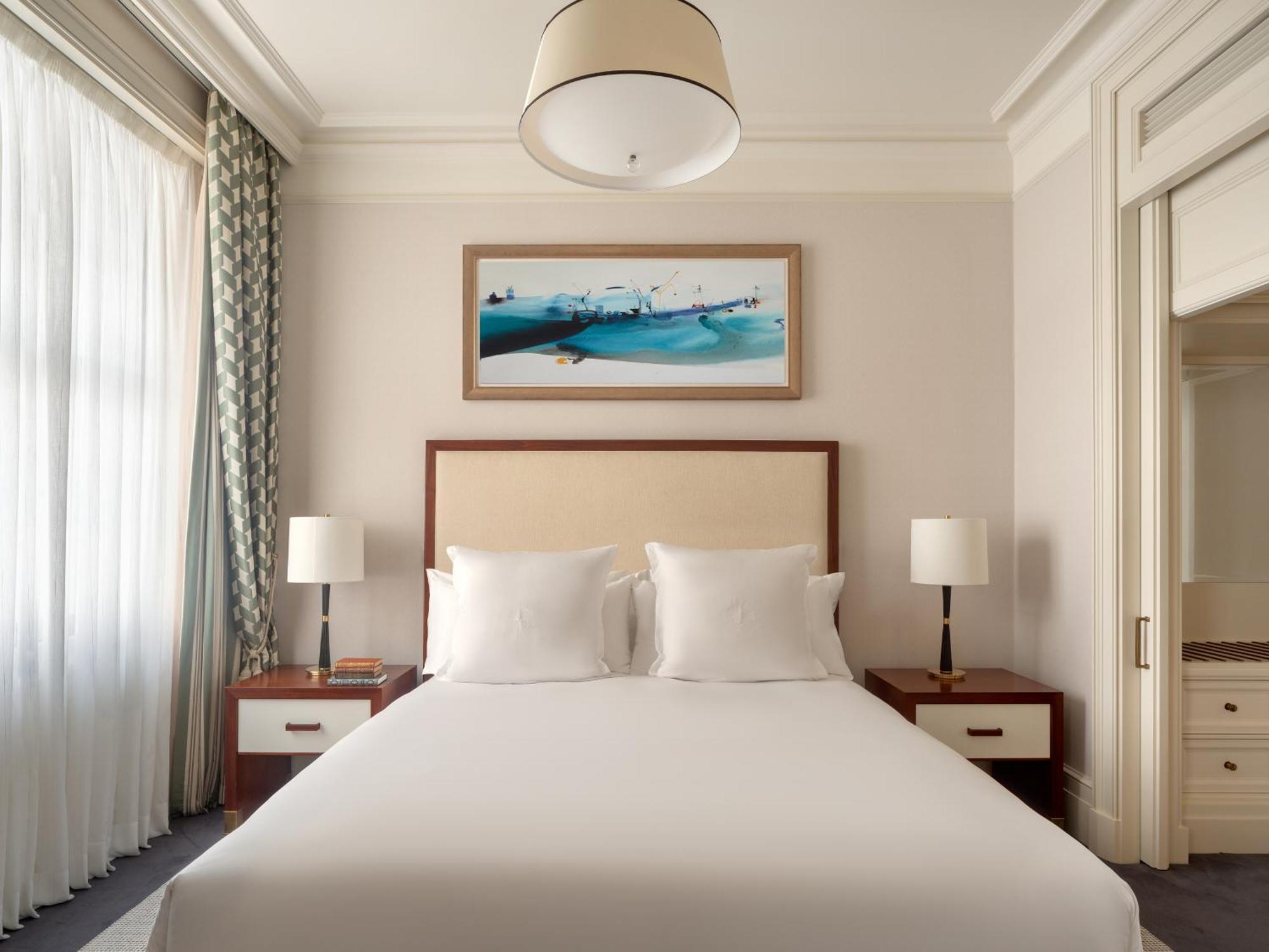 Westminster Suite