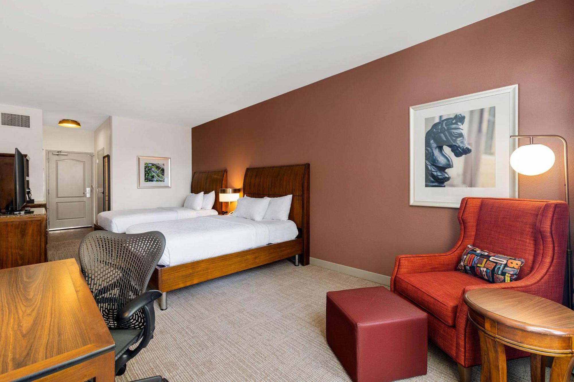 Queen Room with Two Queen Beds and City View