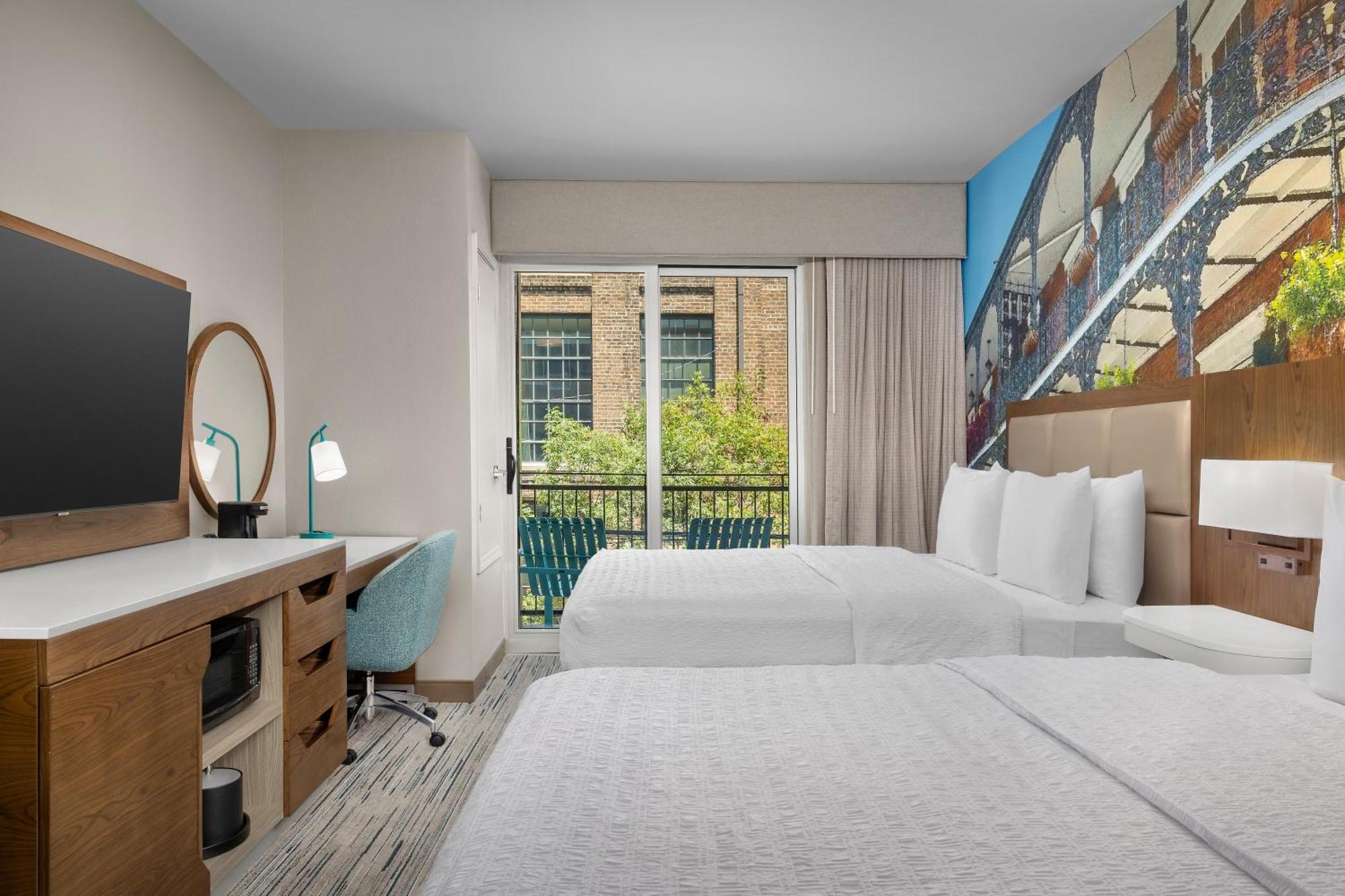 Queen Room with Two Queen Beds and Balcony - Hearing Accessible
