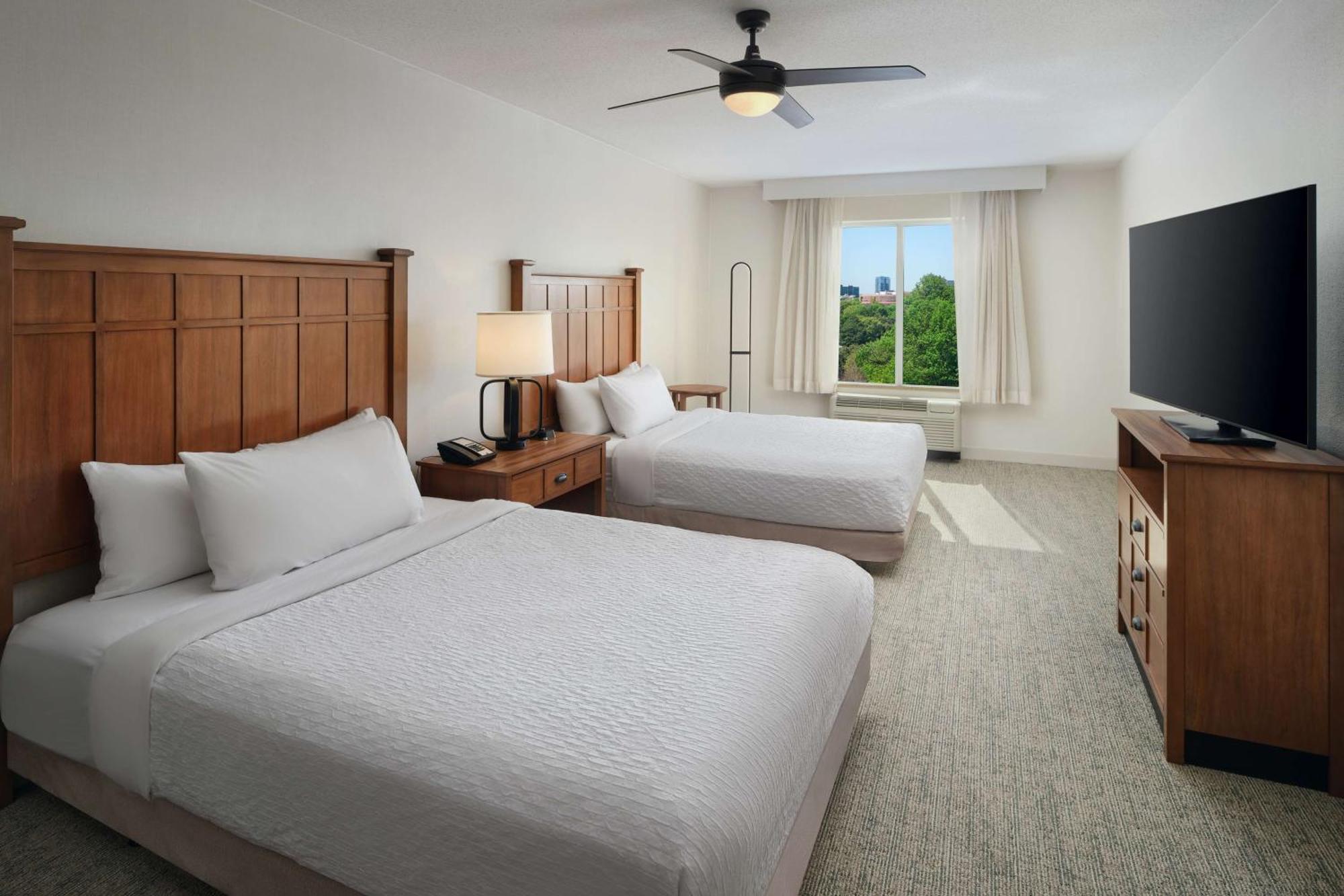 Queen Room with Two Queen Beds and Bath Tub - Disability/Hearing Accessible