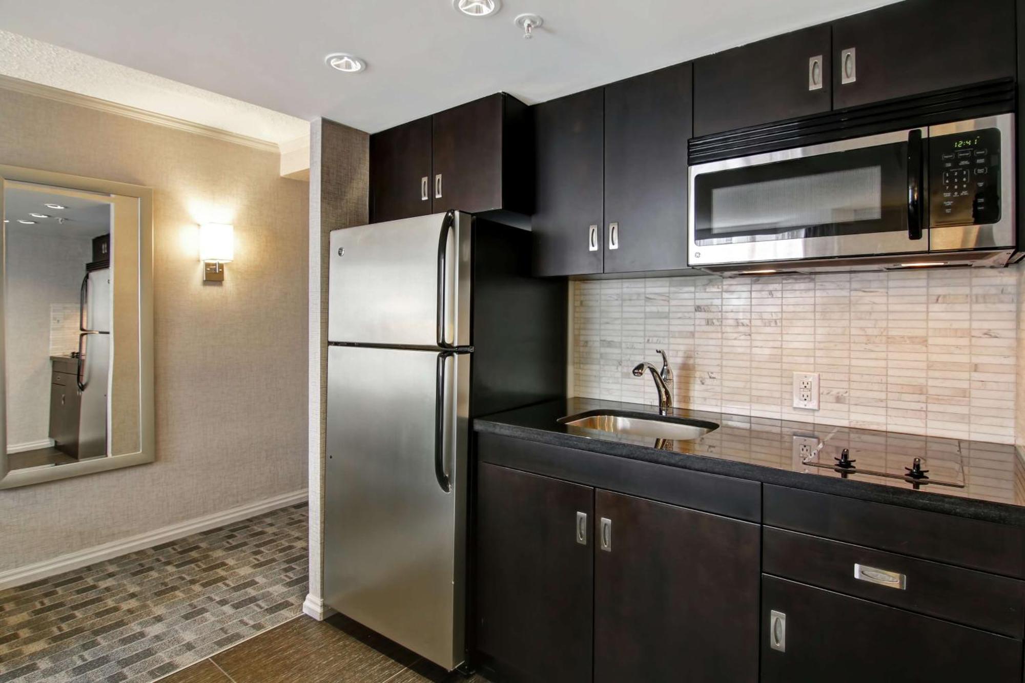 Superior One-Bedroom King Suite