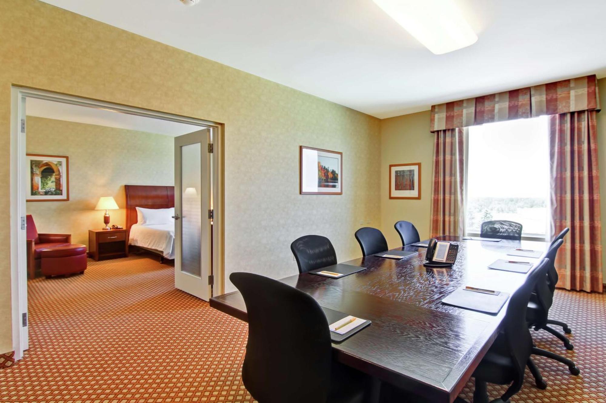 Boardroom King Suite,1551461737:JPEG