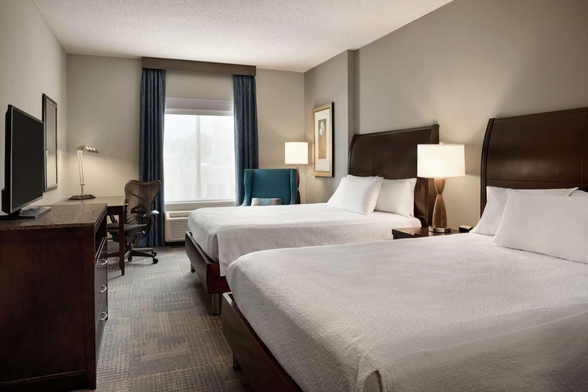 Queen Room with Two Queen Beds,1551610558:JPEG