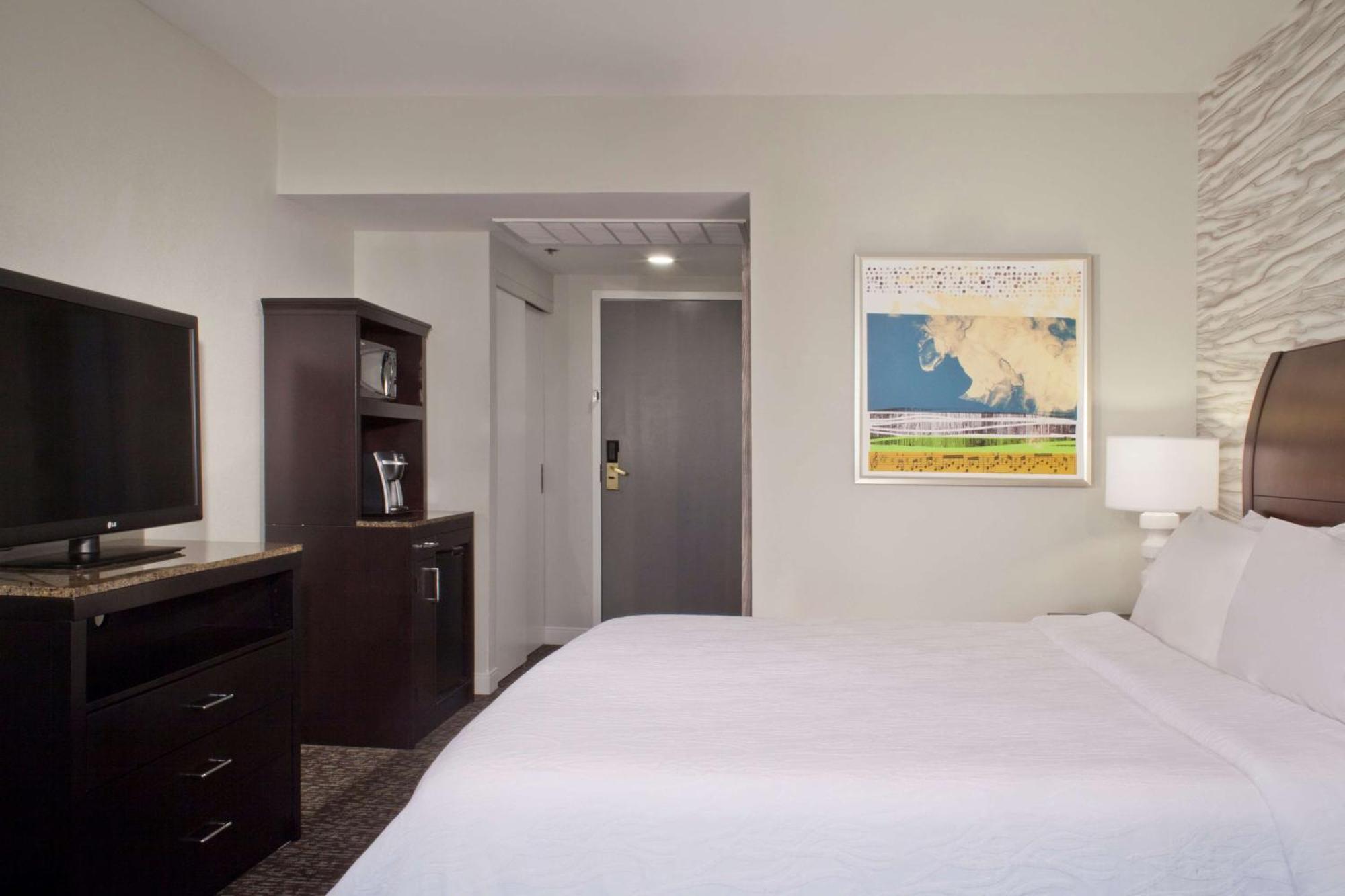 King Room with Interior Atrium View