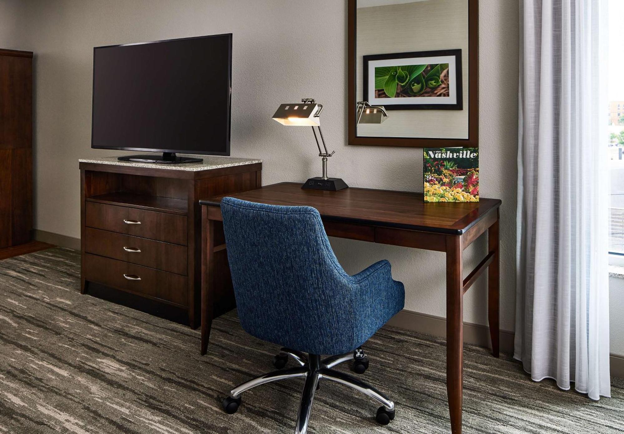 King Room - Hearing Access,1552289473:JPEG