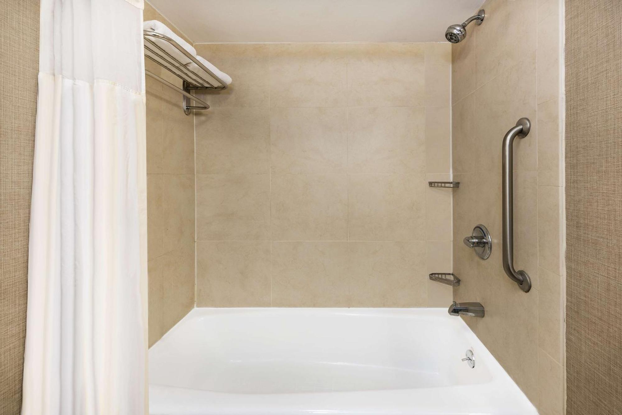 King Room with Whirlpool