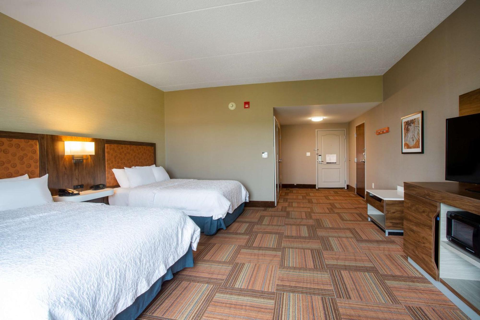 Queen Room with Two Queen Beds - Mobility Access/Non-Smoking