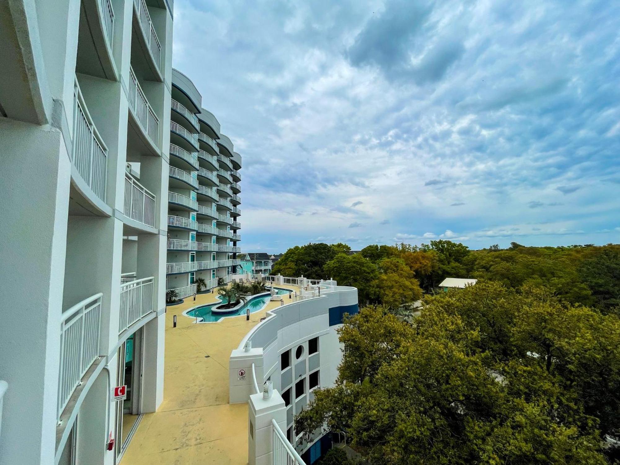 One Bedroom Suite with Ocean View