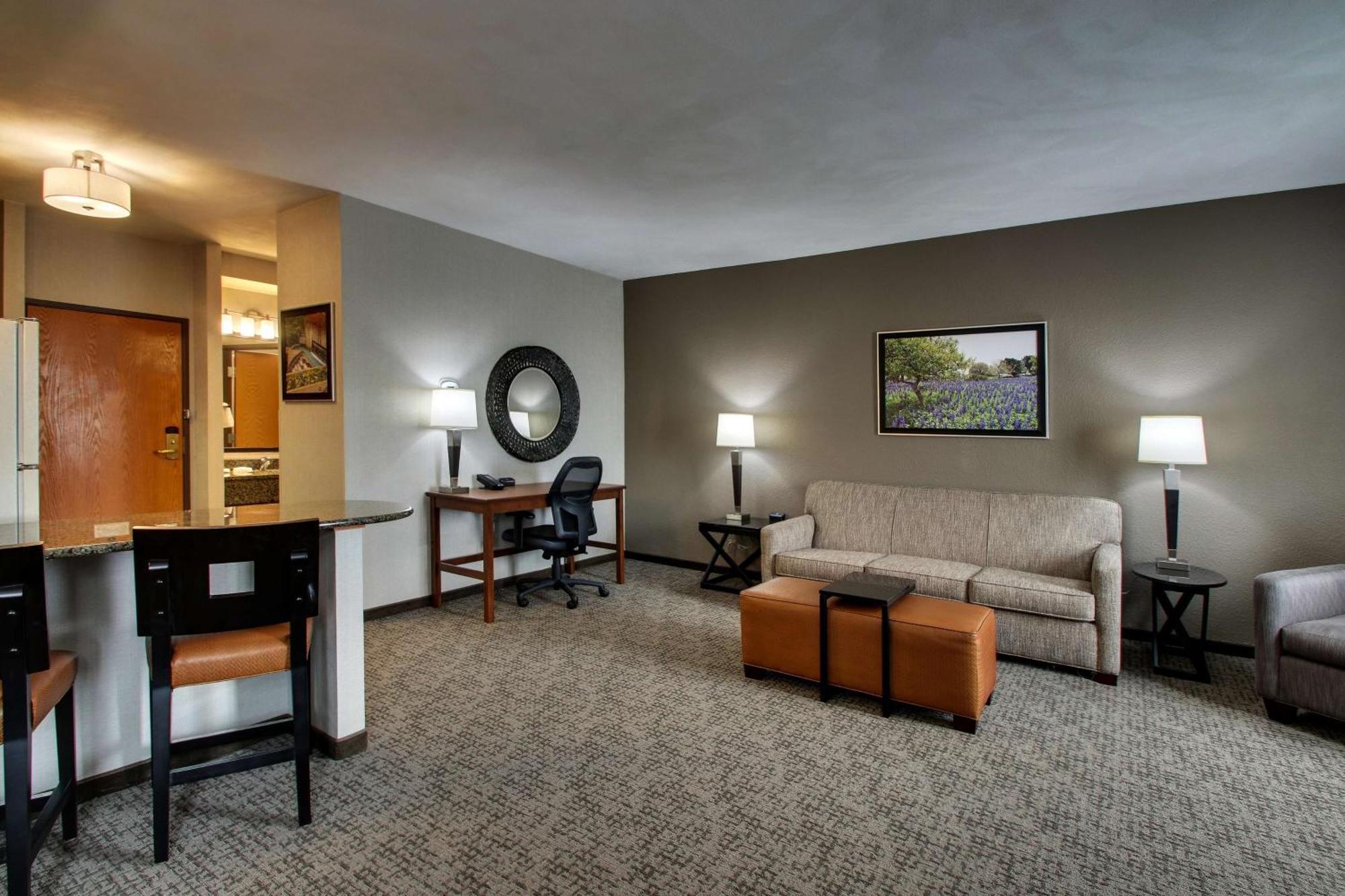 Queen Room with Sofa Bed and Kitchenette
