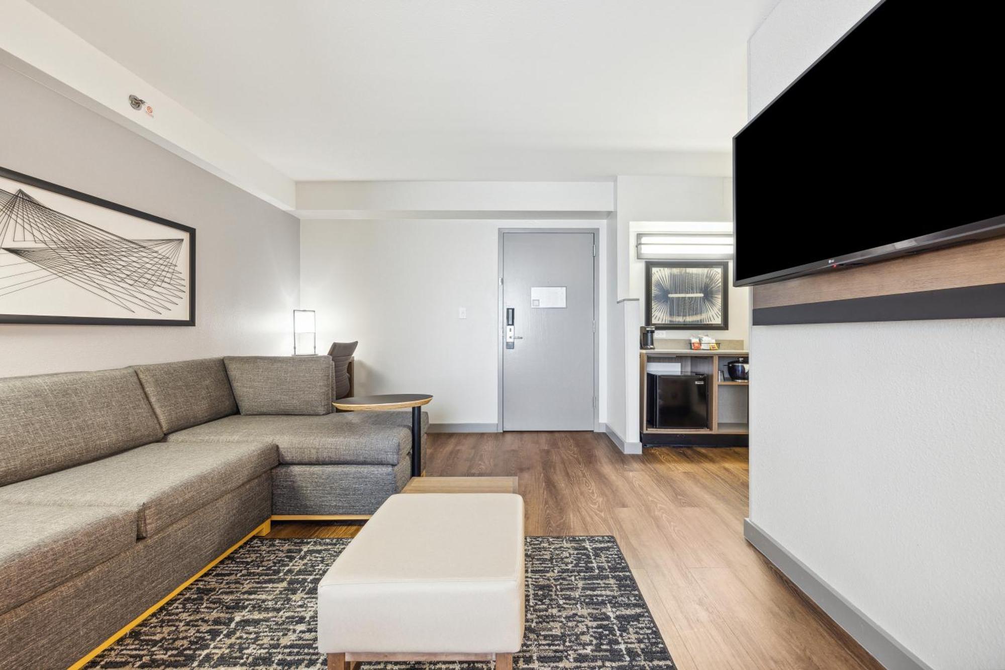 Double Room with Two Double Beds and Sofa Bed