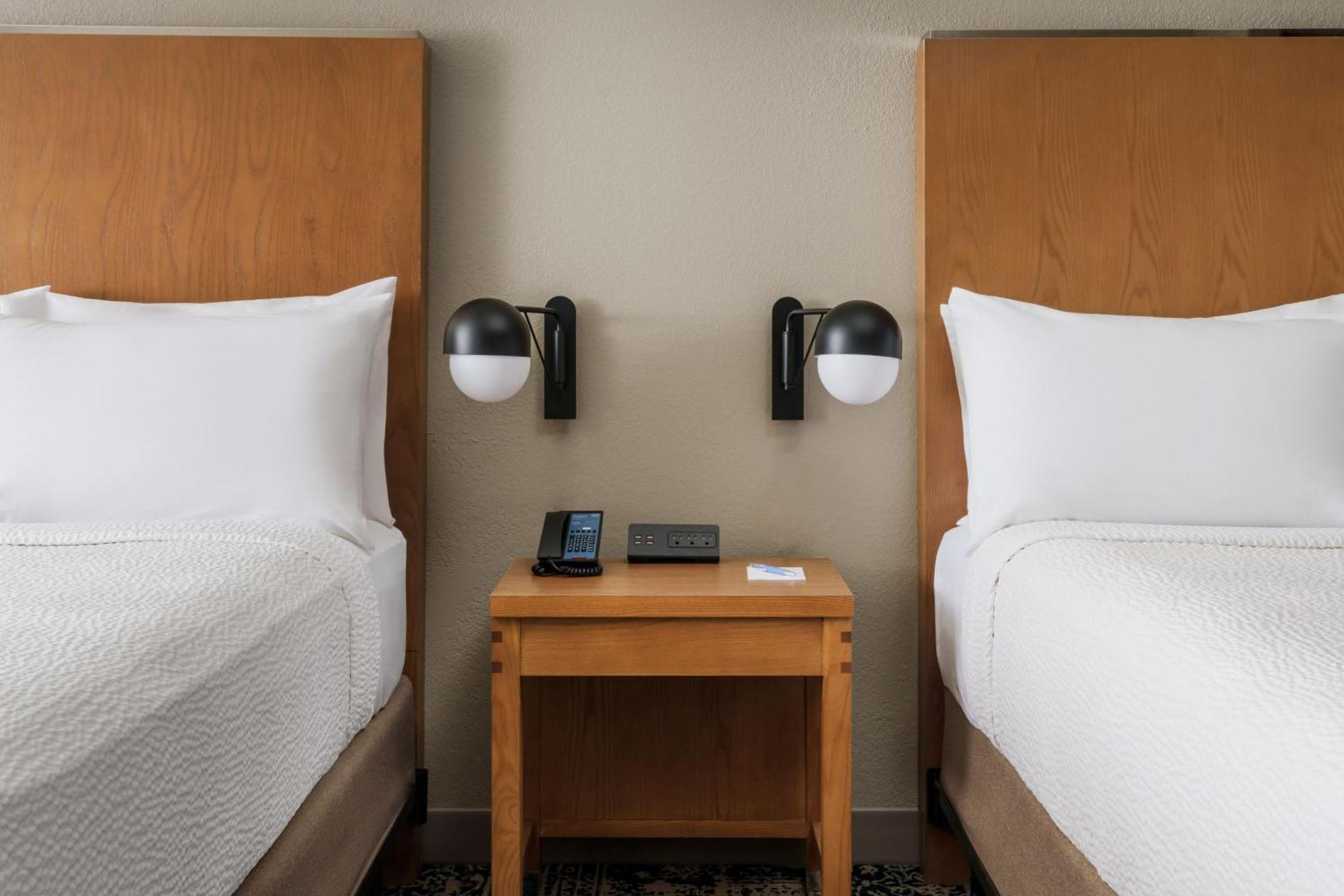 Suite with Two Queen Beds, Balcony and Gulf View
