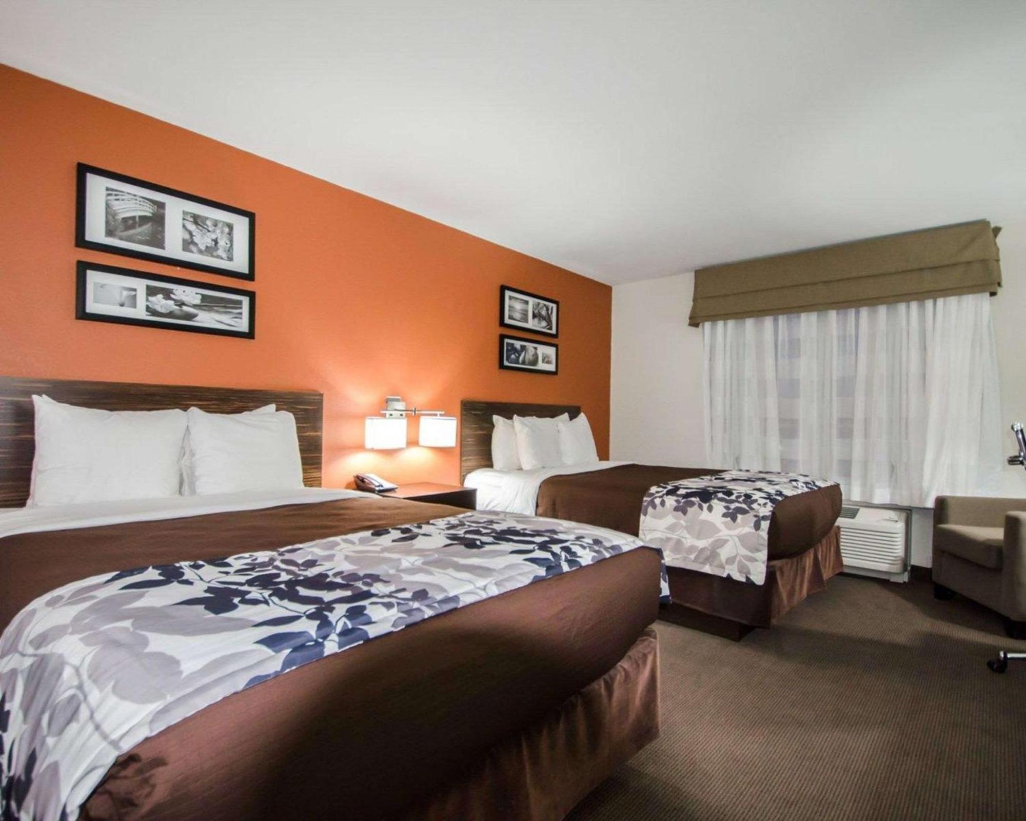 Queen Room with Two Queen Beds - Accessible/Non-Smoking