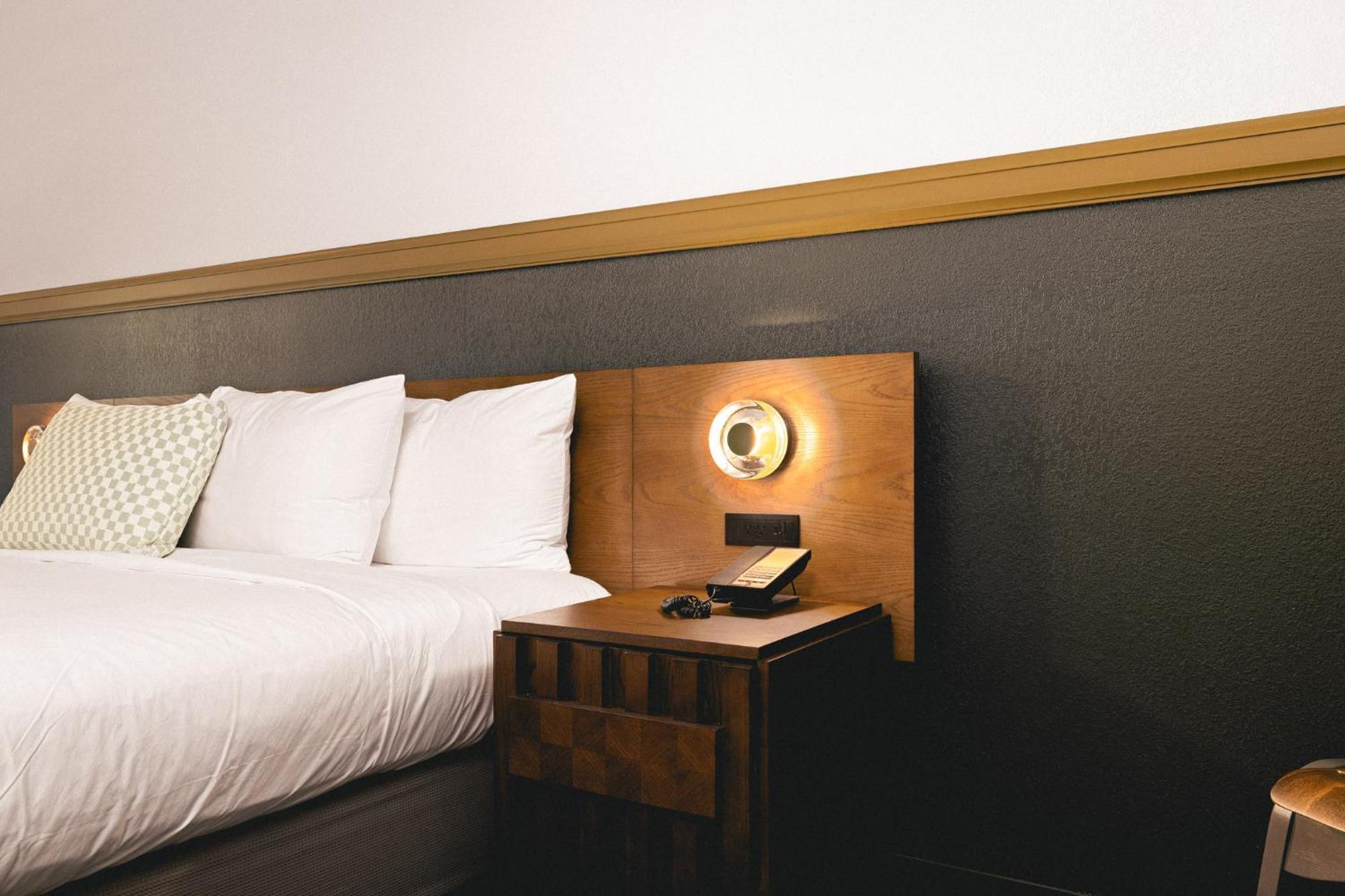 Queen Room - High Floor