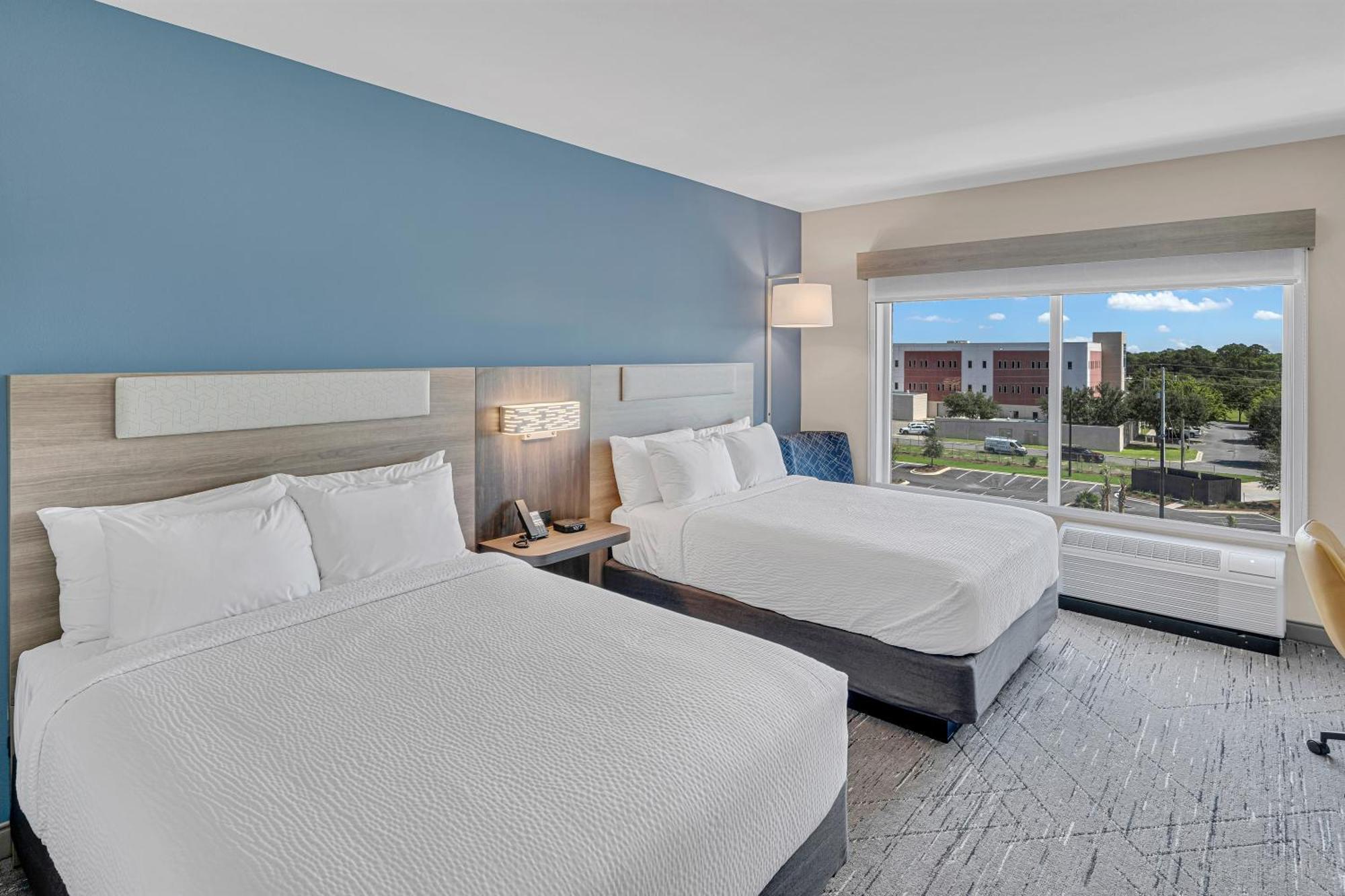 Standard Room with Two Queen Beds