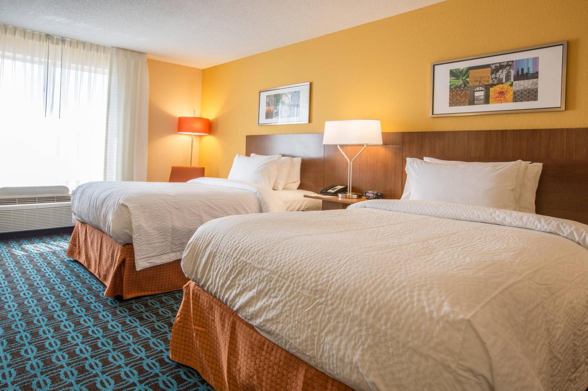 Double Room with Two Double Beds - Hearing Accessible