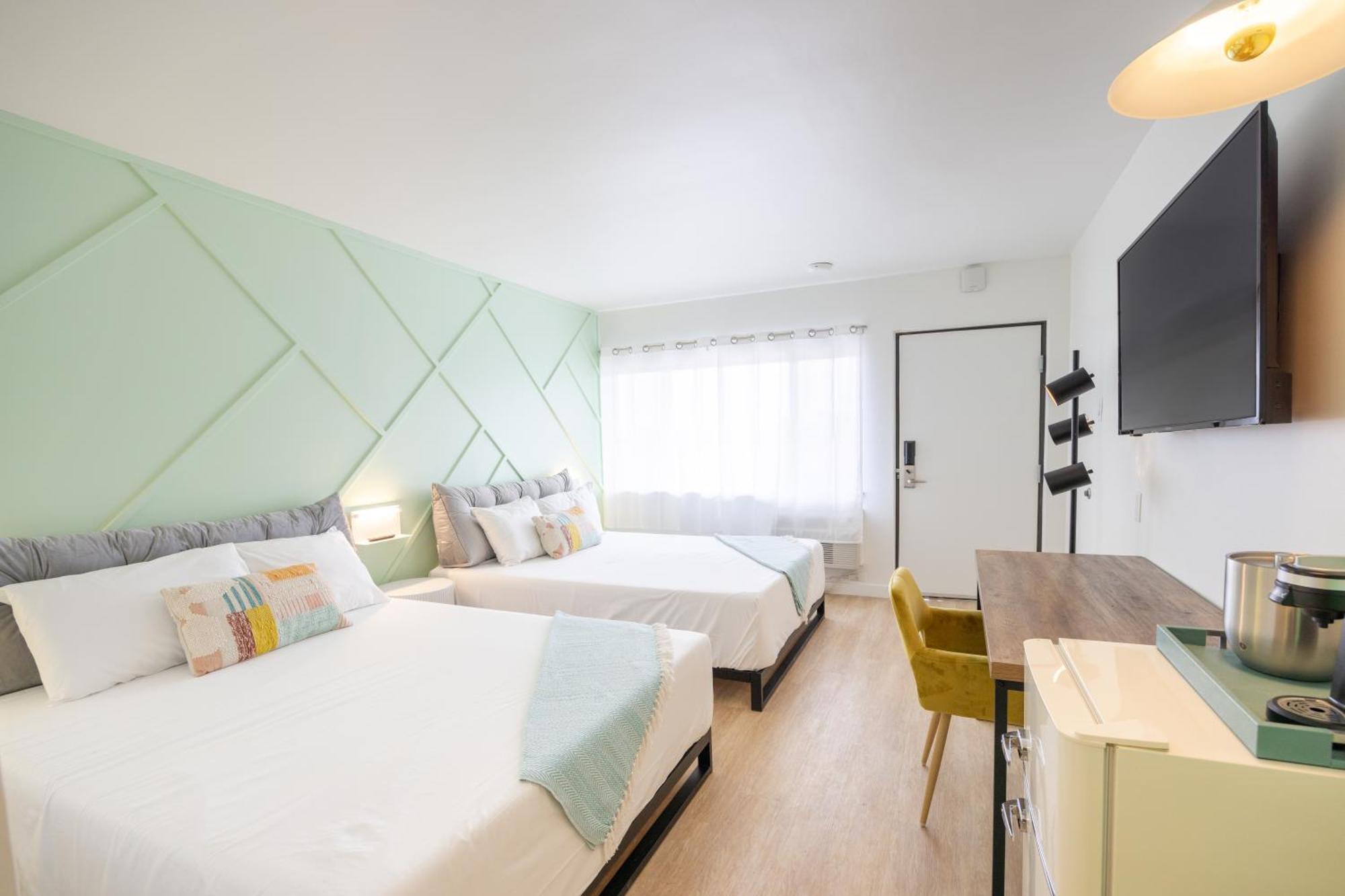 Standard Queen Room with Two Queen Beds