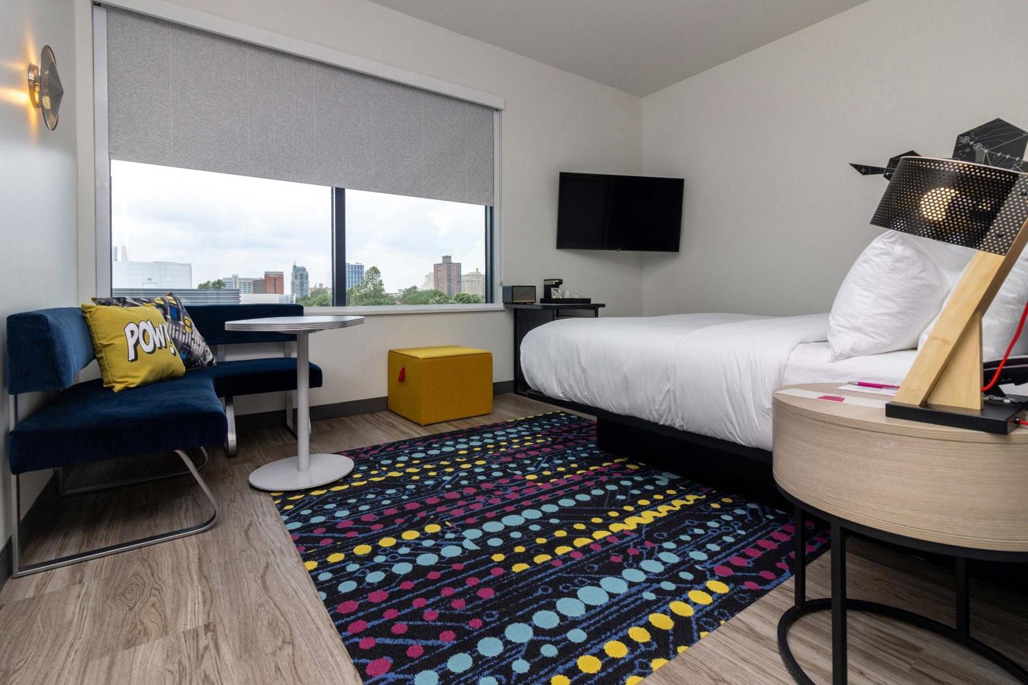 Aloft Guest room 1 King,1643221248:JPEG