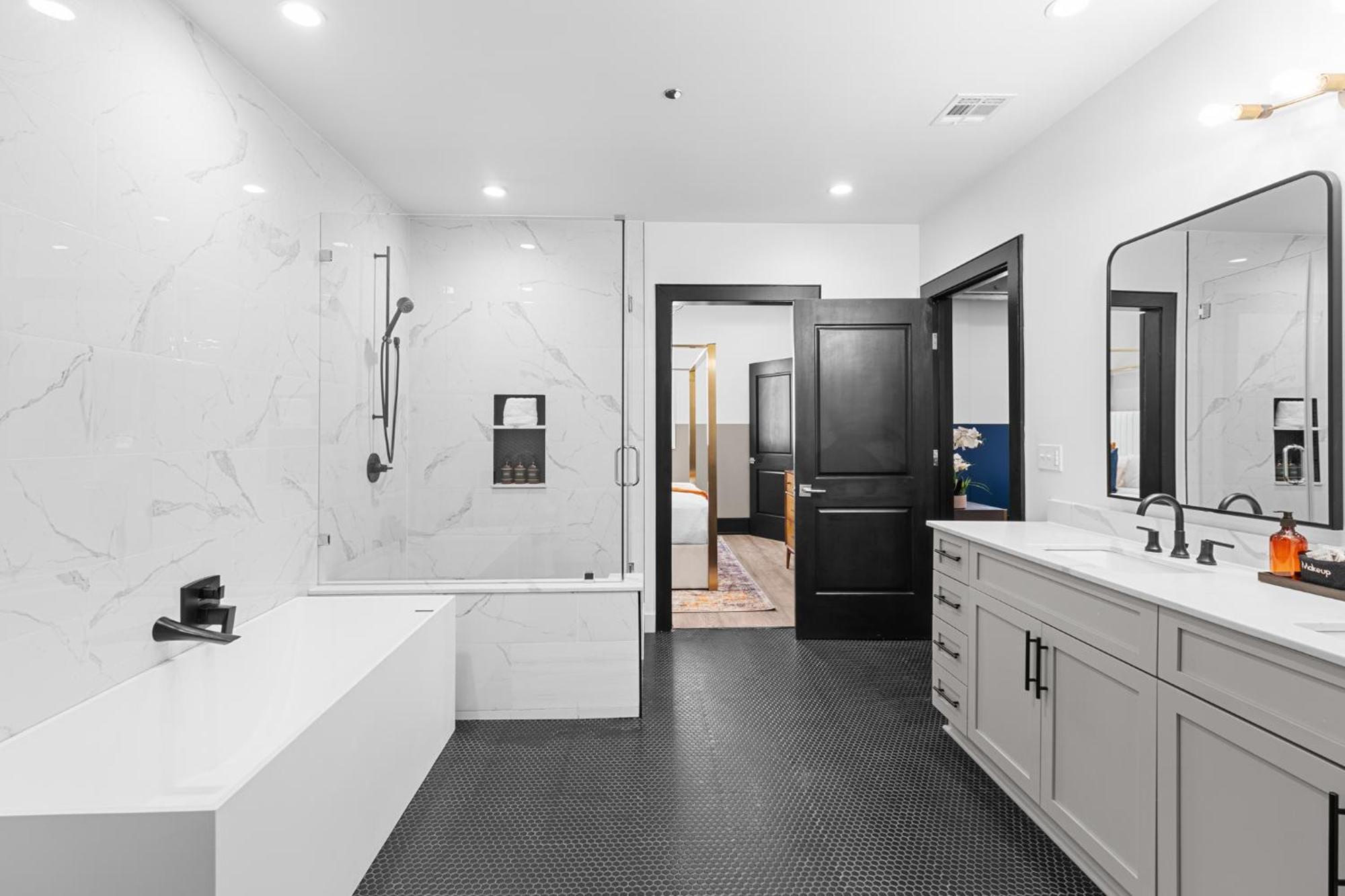 One Bedroom Apartment