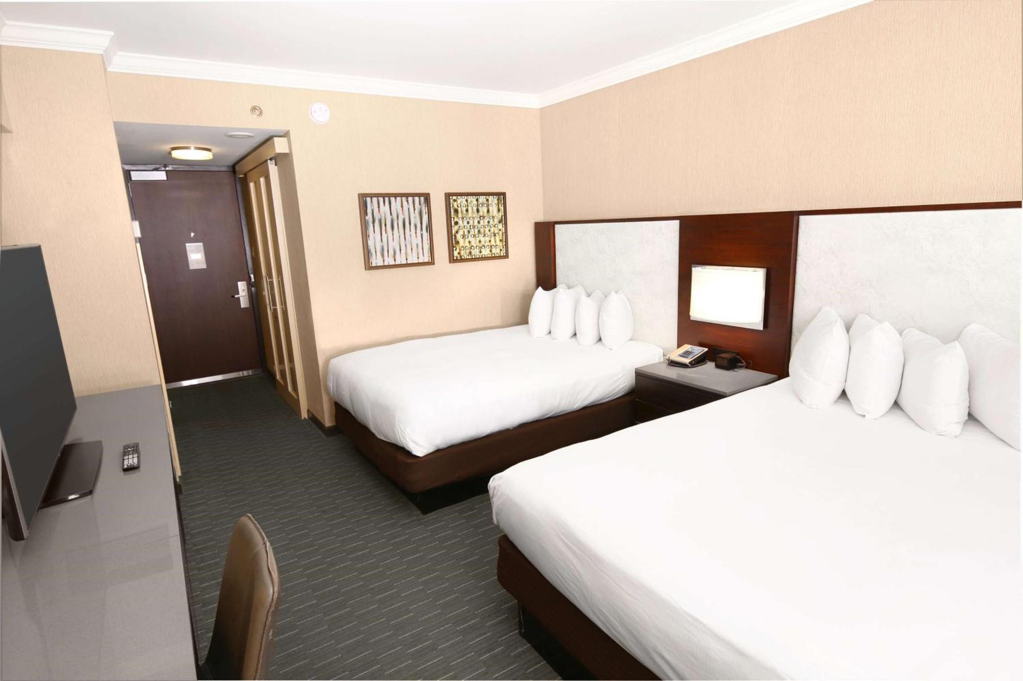 Double Room with Two Double Beds,1657146235:JPEG