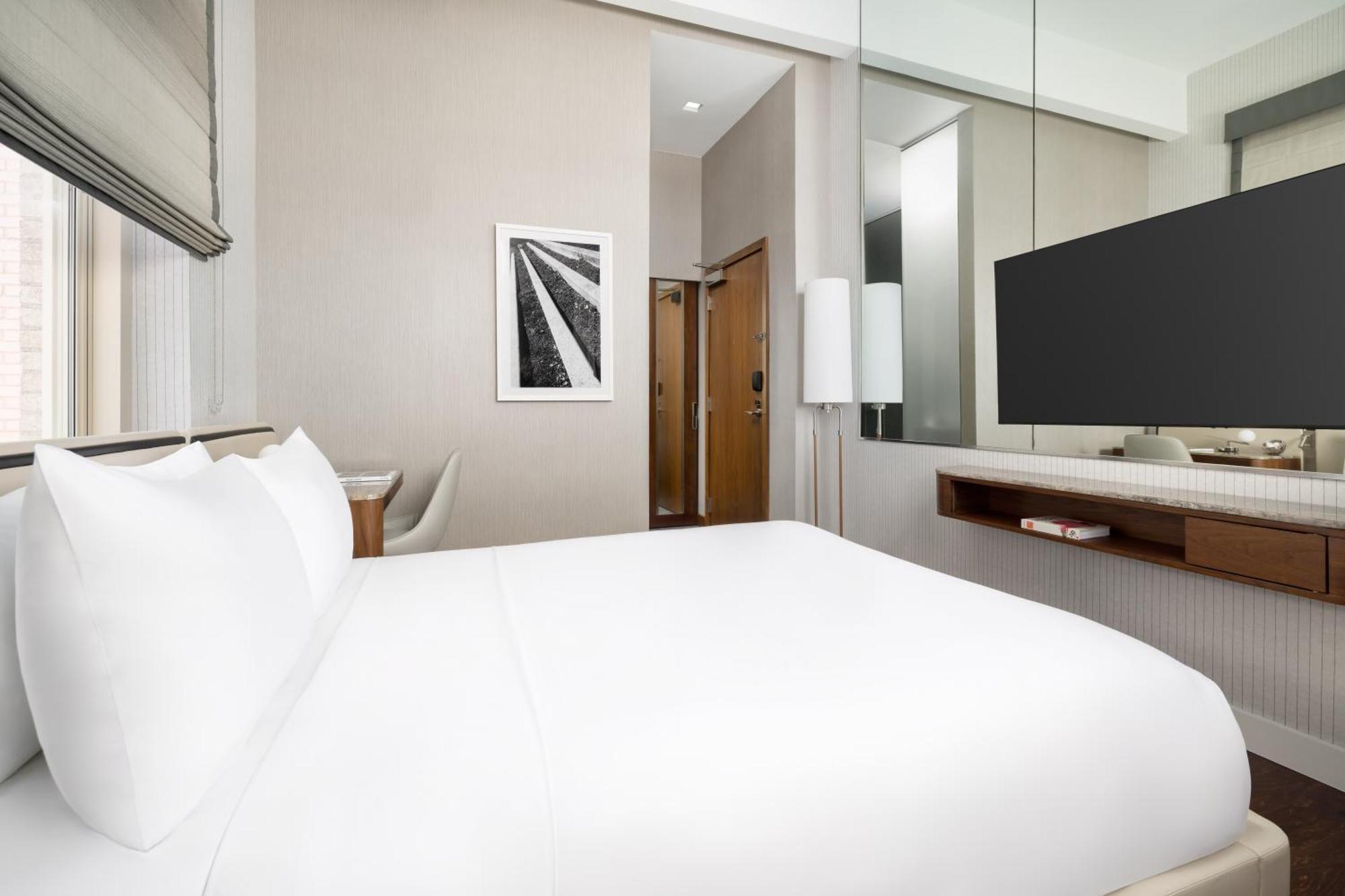 Demi Joule Double Room