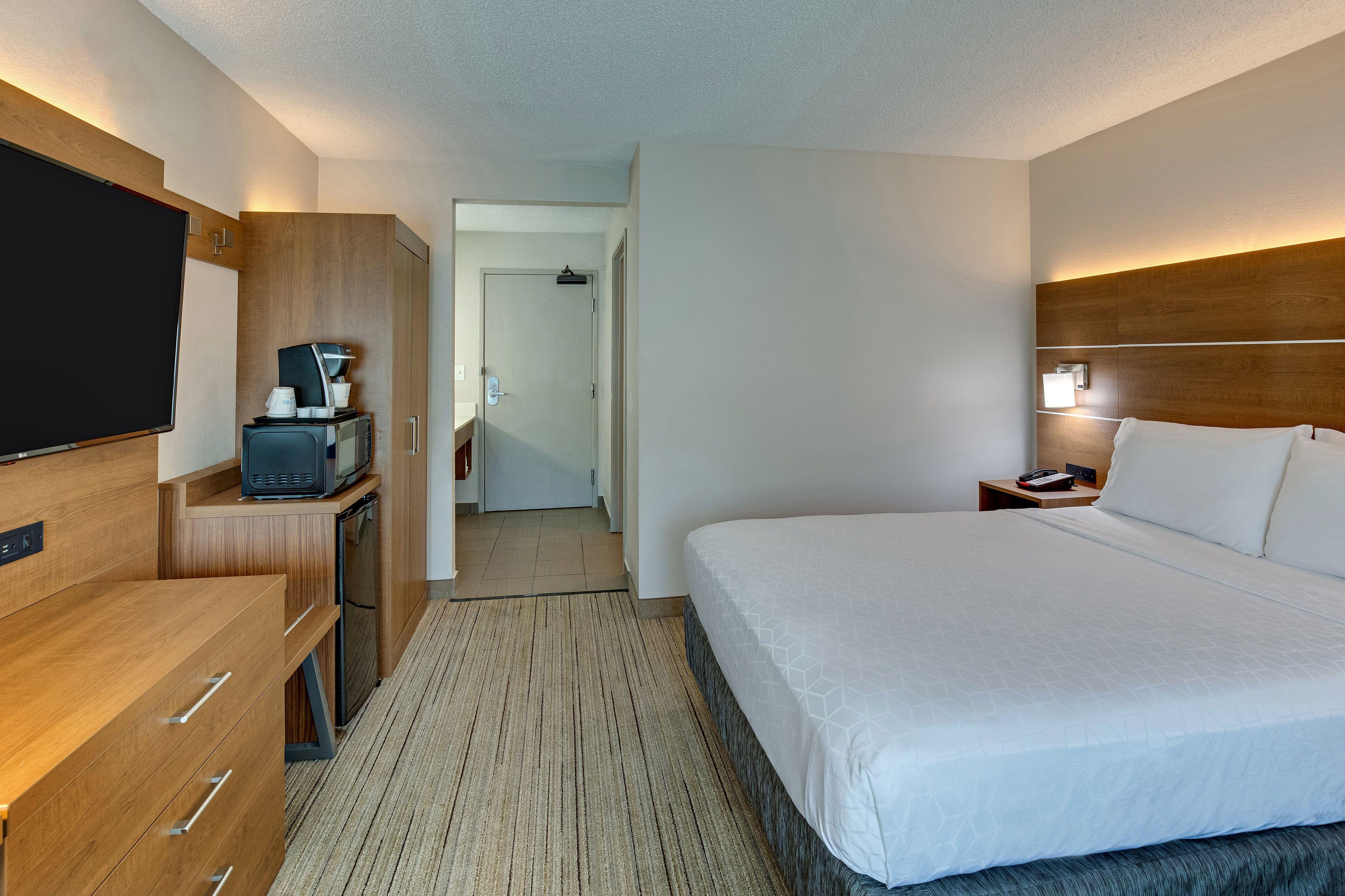 Standard King Room