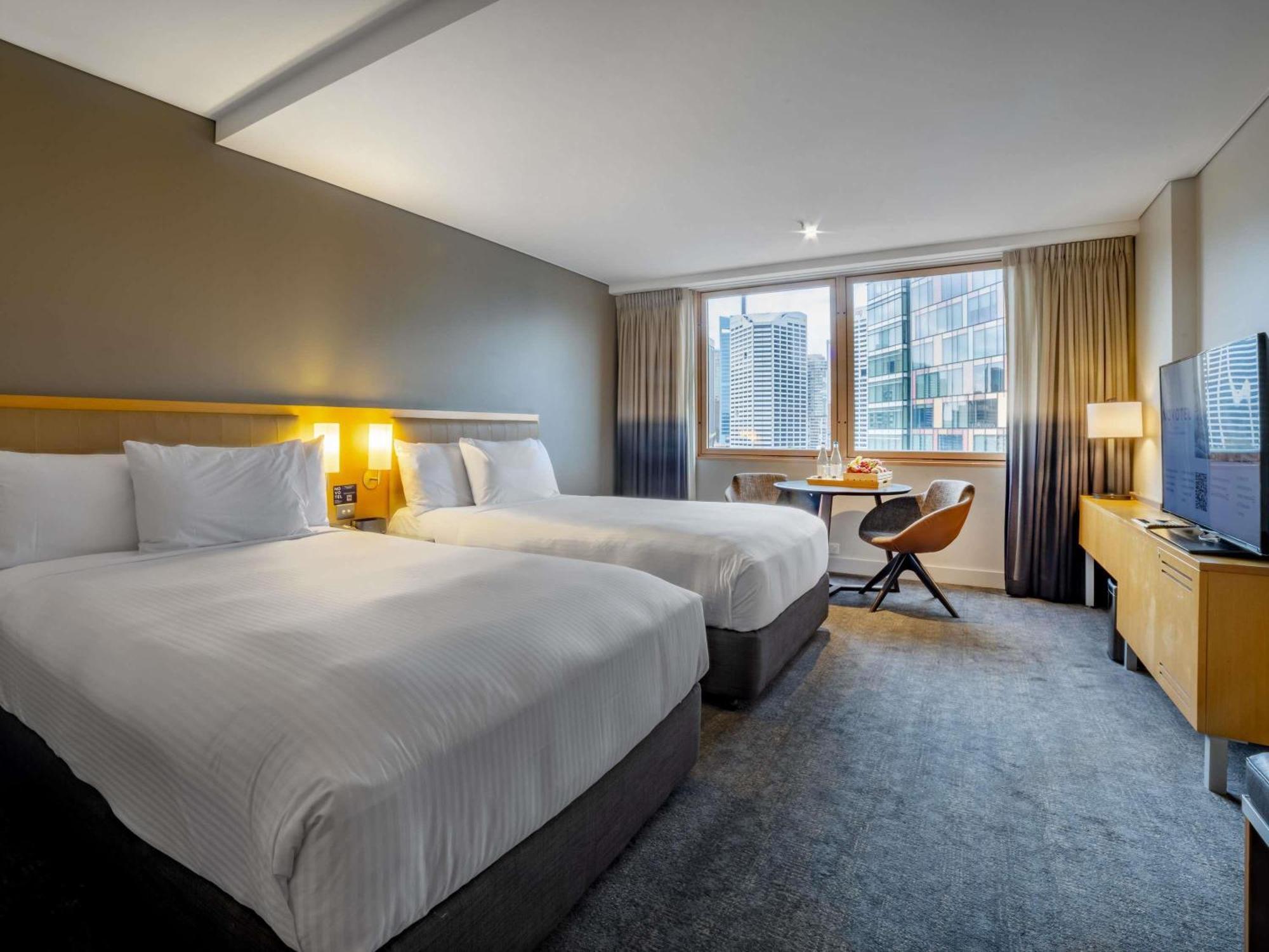 Deluxe Room, 2 Double Beds, City Skyline