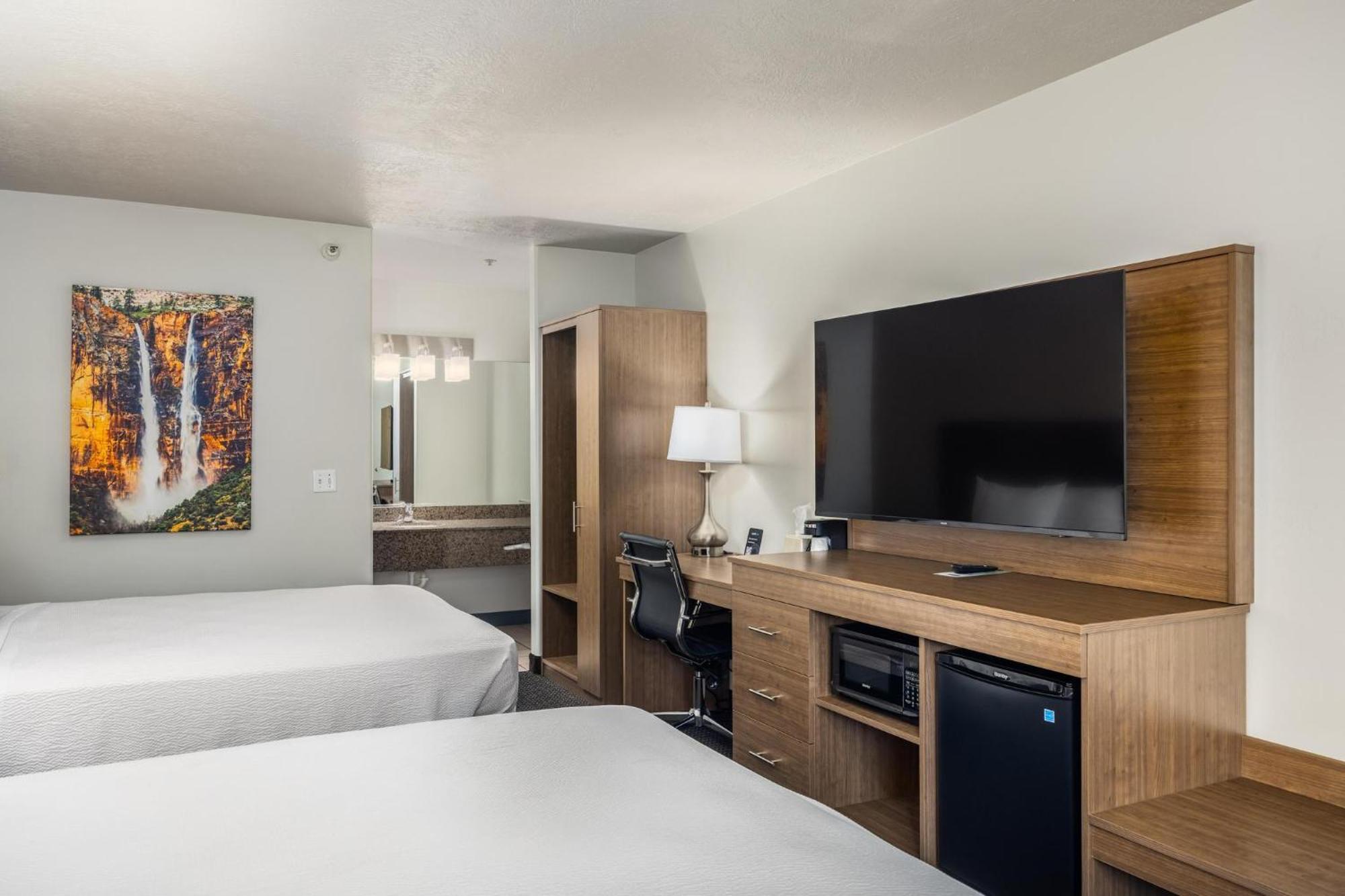 Basic Double or Twin Room