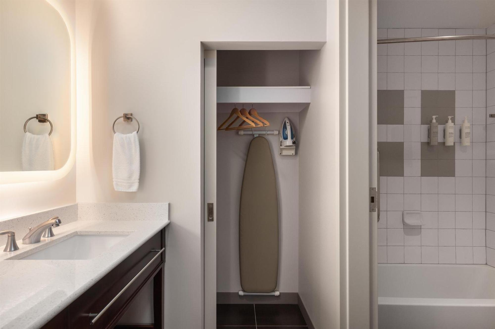 Two-Bedroom Suite - Non-Smoking