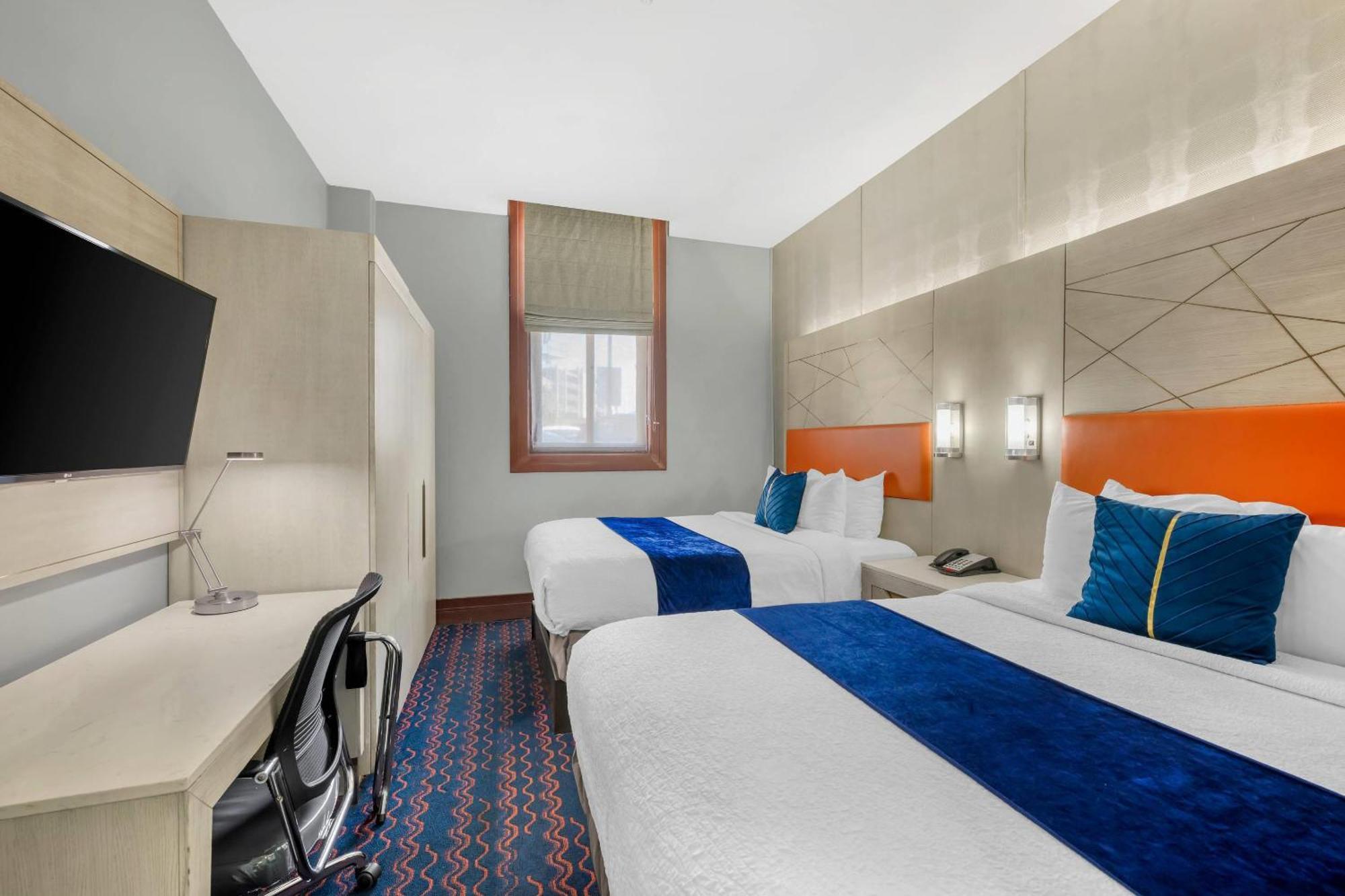 Pet Friendly Room with Two Queen Beds - Non Smoking / Top Floor