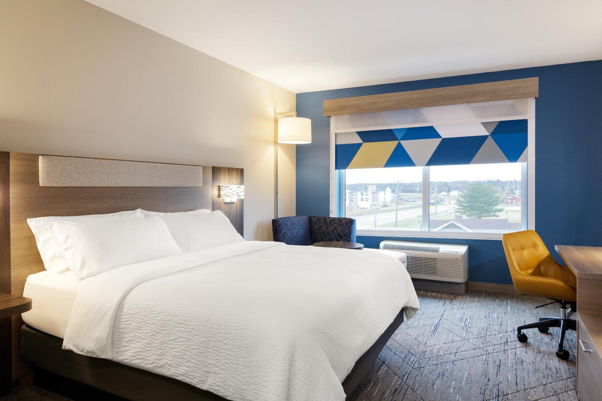 Standard King Room