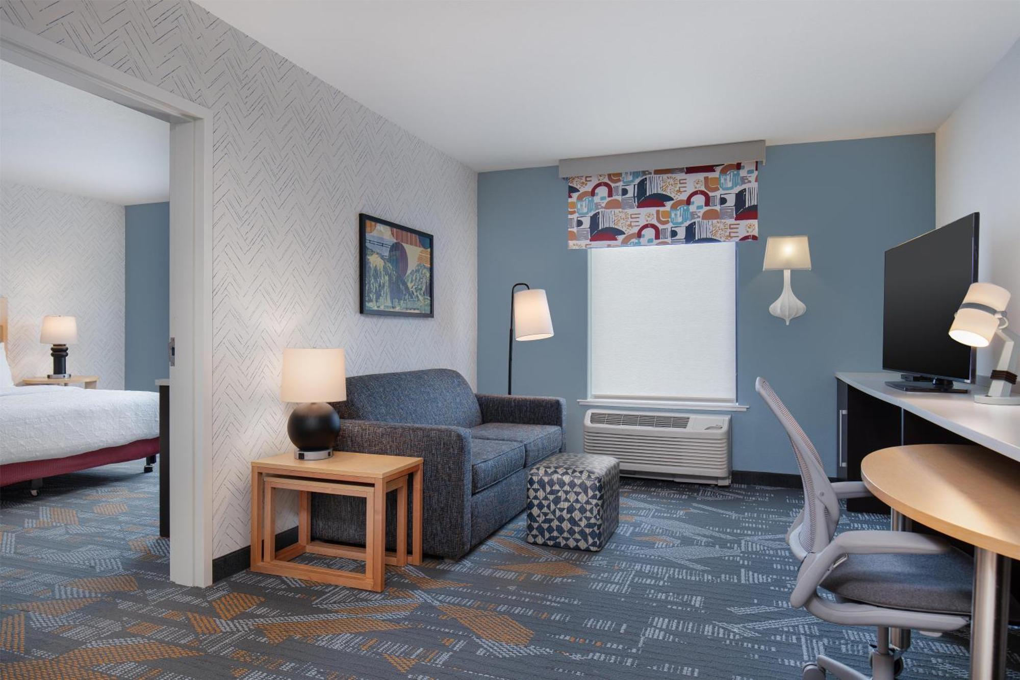 King Suite - Mobility and Hearing Access/Non-Smoking